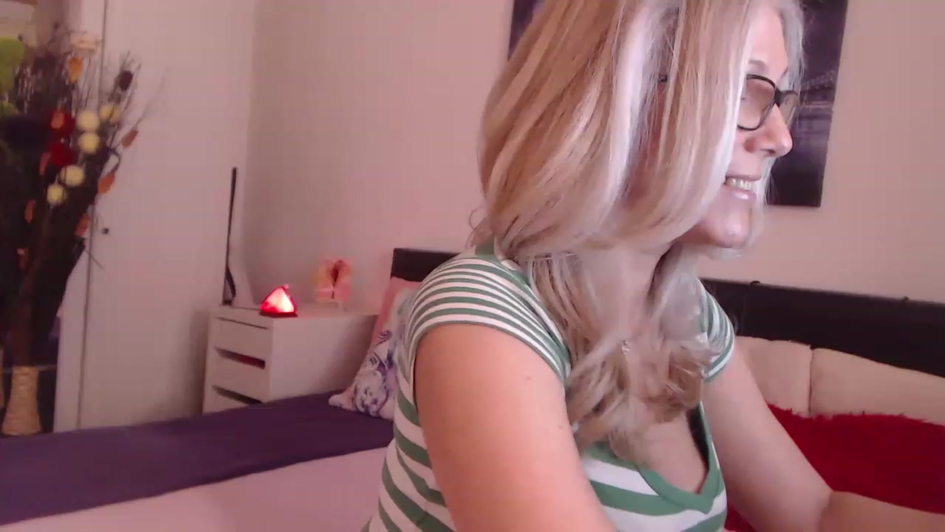 Gallery image thumbnail from Reeya71's myfreecams stream on, 03/21/2023, 10:43 image 20 of 20