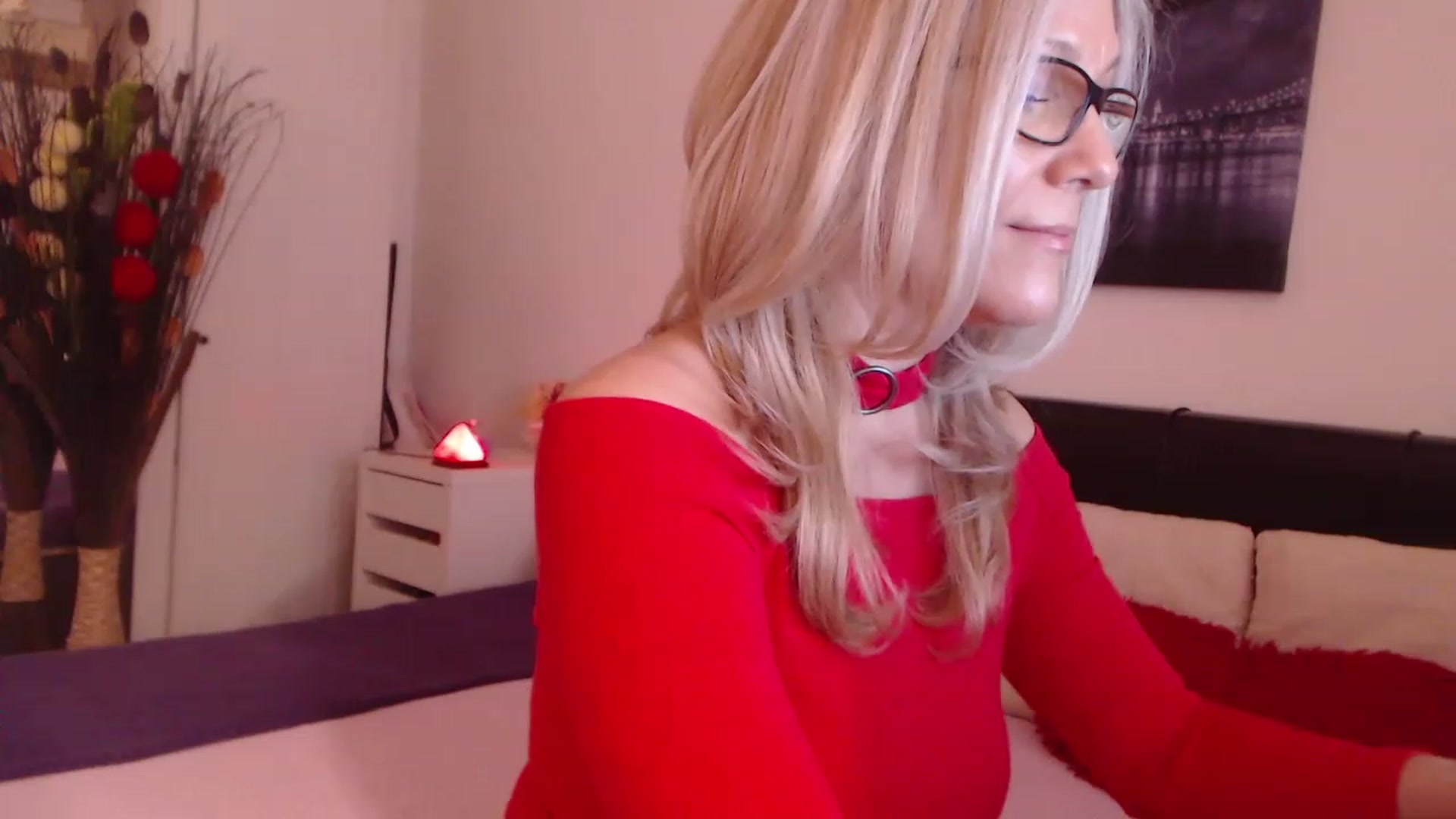 Gallery image thumbnail from Reeya71's myfreecams stream on, 03/27/2023, 07:30 image 16 of 20