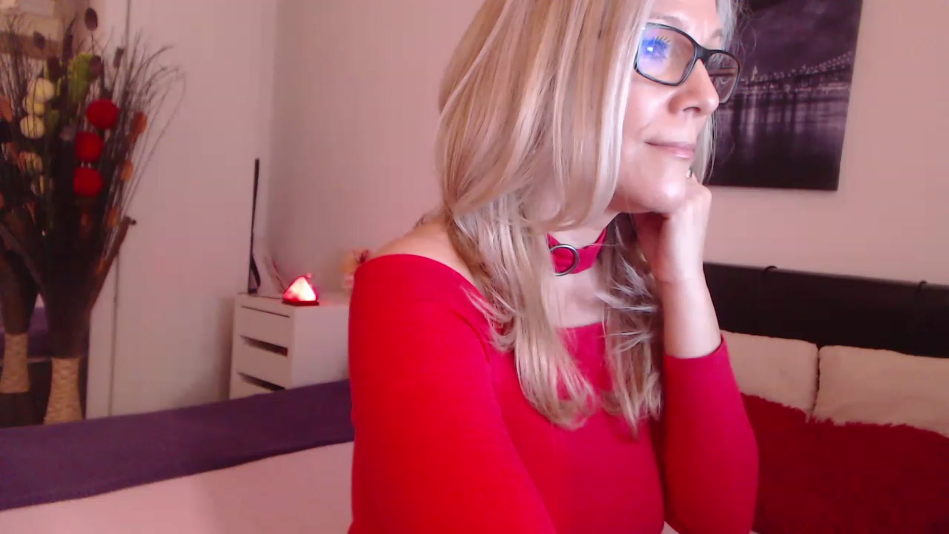 Gallery image thumbnail from Reeya71's myfreecams stream on, 03/27/2023, 07:30 image 19 of 20