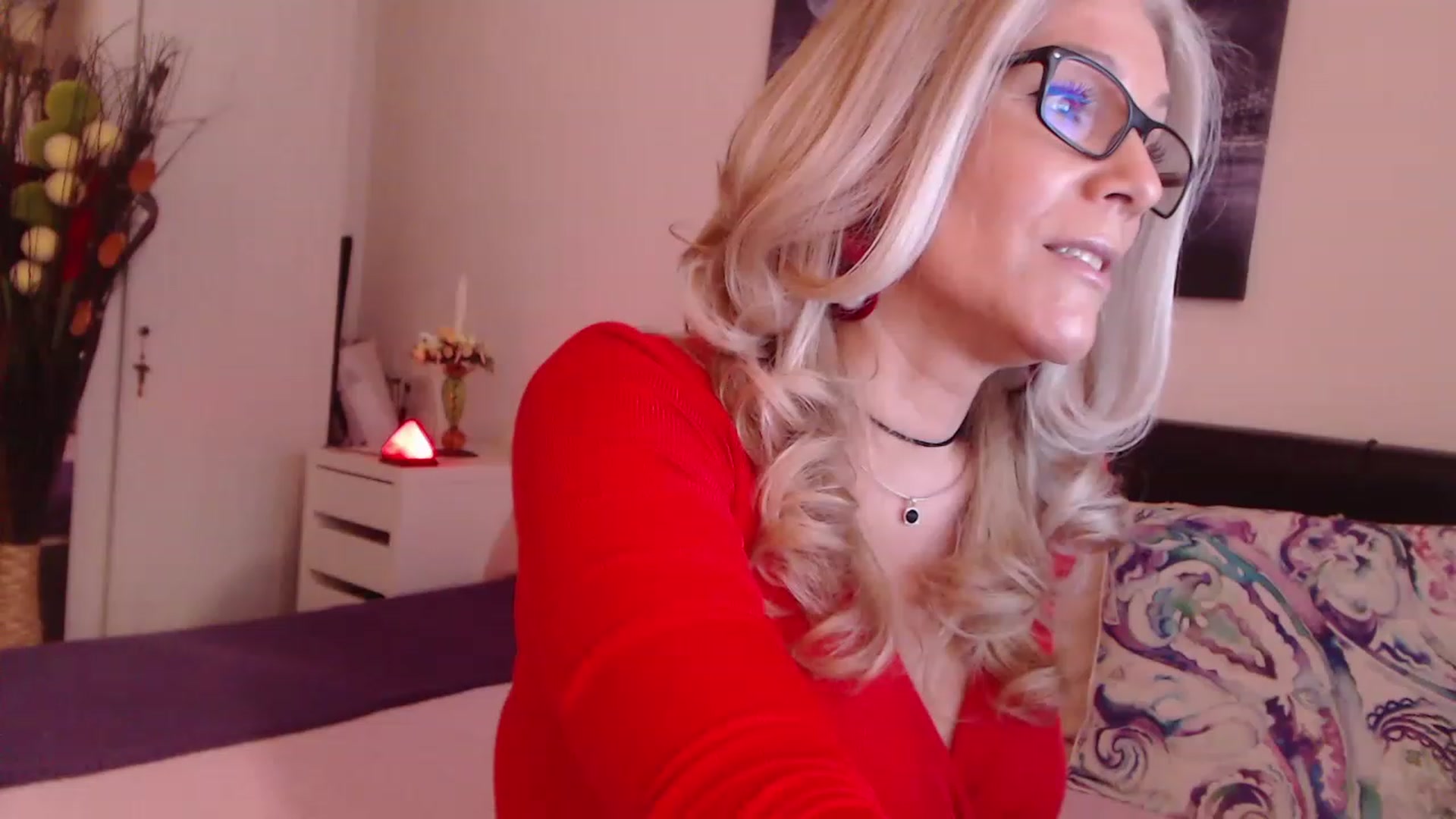 Gallery image thumbnail from Reeya71's myfreecams stream on, 04/12/2023, 06:27 image 15 of 20