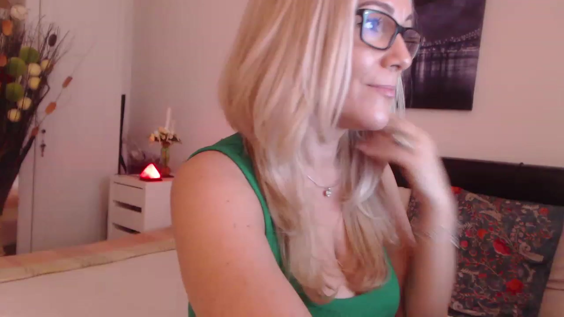 Gallery image thumbnail from Reeya71's myfreecams stream on, 06/21/2023, 05:35 image 13 of 20