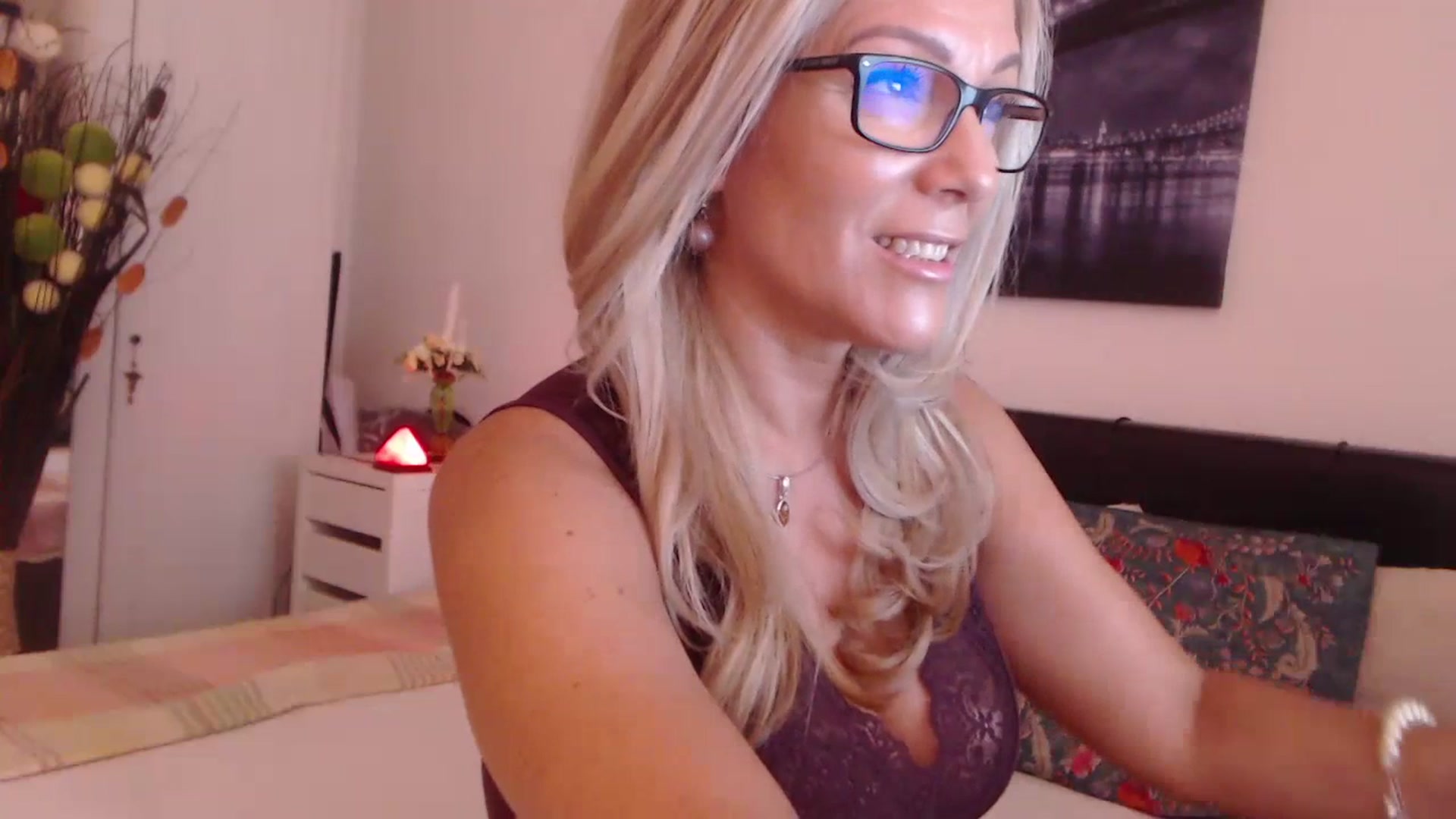 Gallery image thumbnail from Reeya71's myfreecams stream on, 07/13/2023, 06:33 image 20 of 20