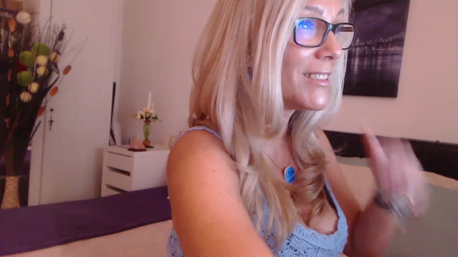 Gallery image thumbnail from Reeya71's myfreecams stream on, 07/14/2023, 06:33 image 11 of 20