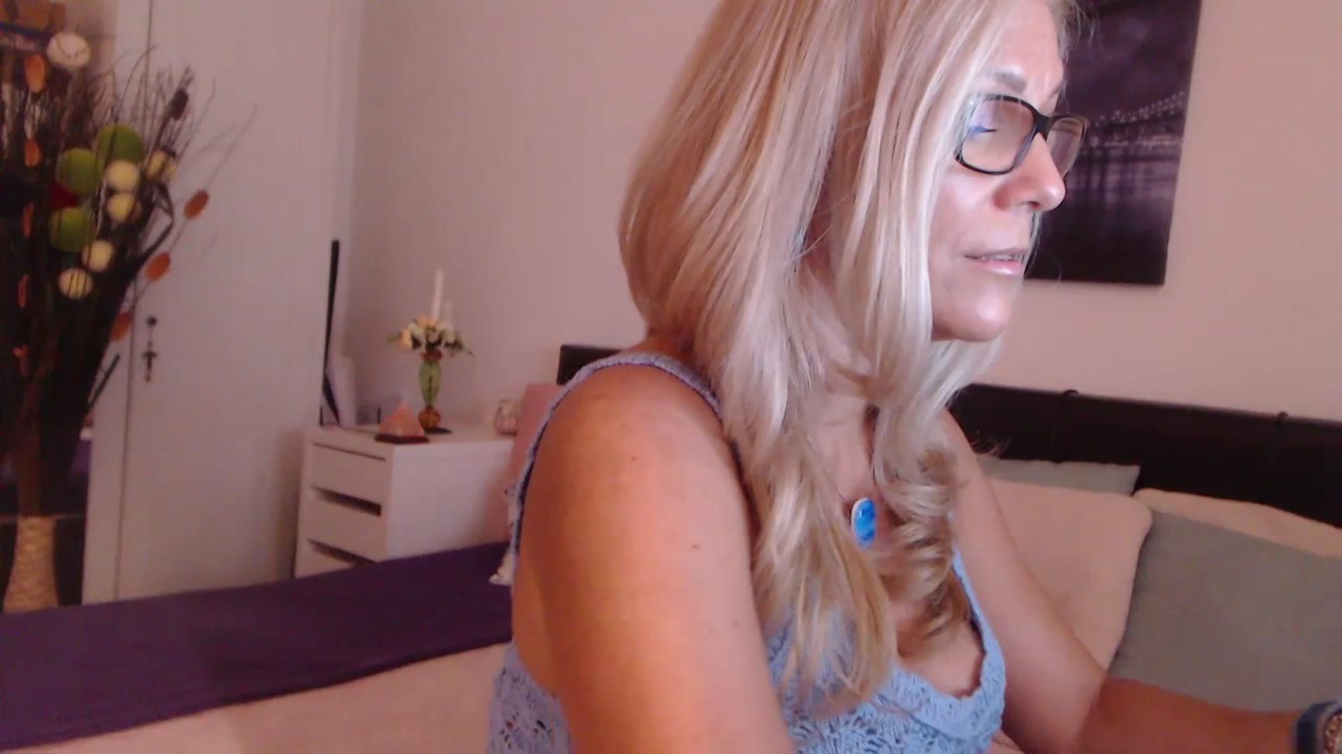 Gallery image thumbnail from Reeya71's myfreecams stream on, 07/14/2023, 06:33 image 18 of 20