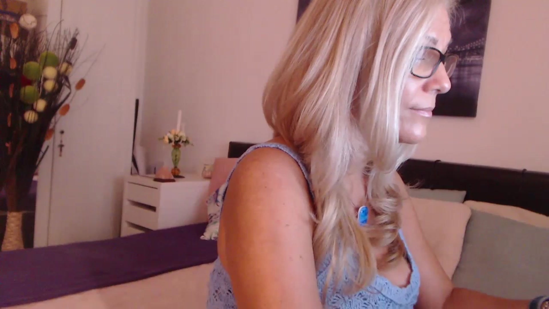 Gallery image thumbnail from Reeya71's myfreecams stream on, 07/14/2023, 06:33 image 20 of 20