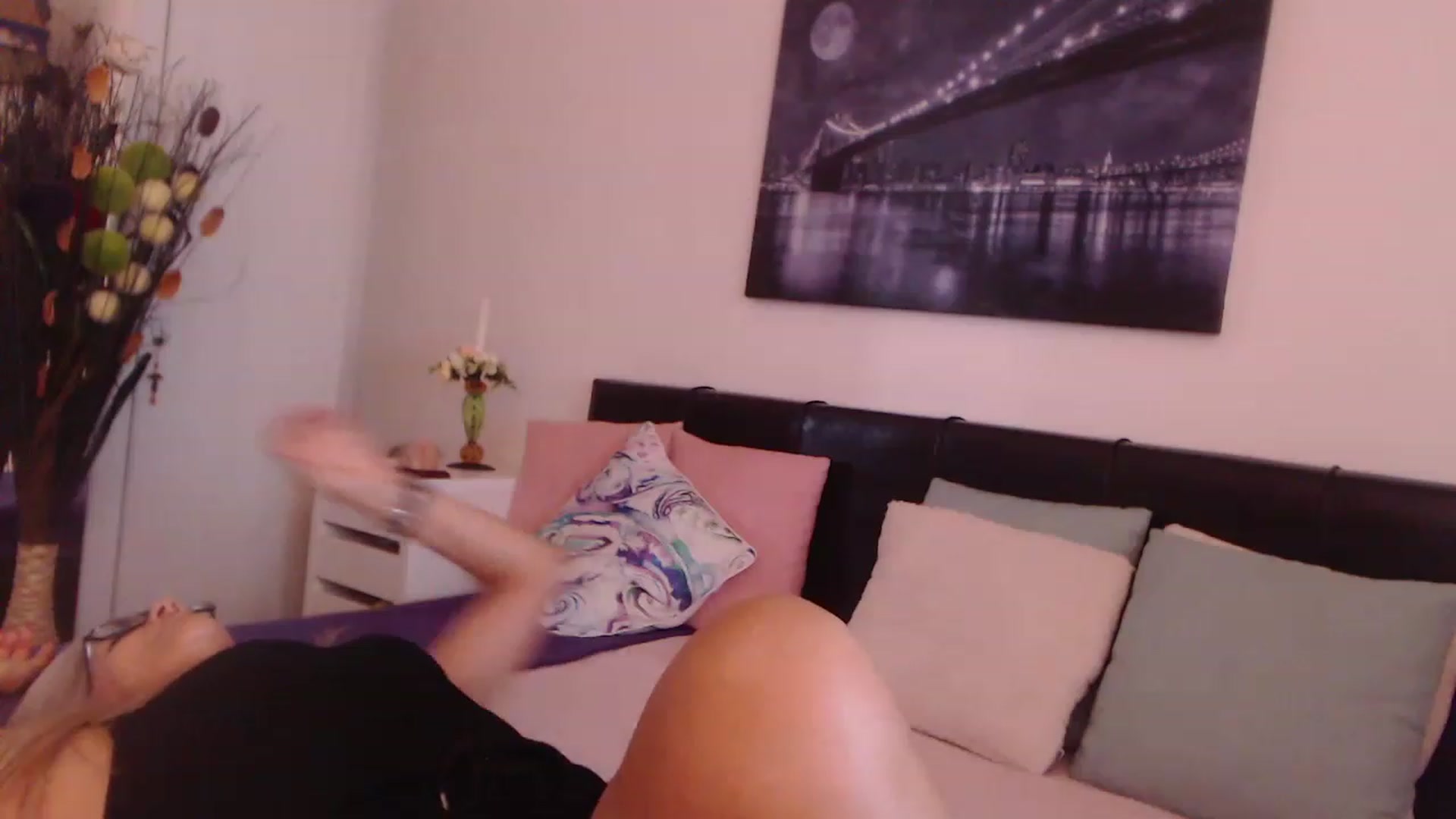 Gallery image thumbnail from Reeya71's myfreecams stream on, 08/25/2023, 04:43 image 18 of 20