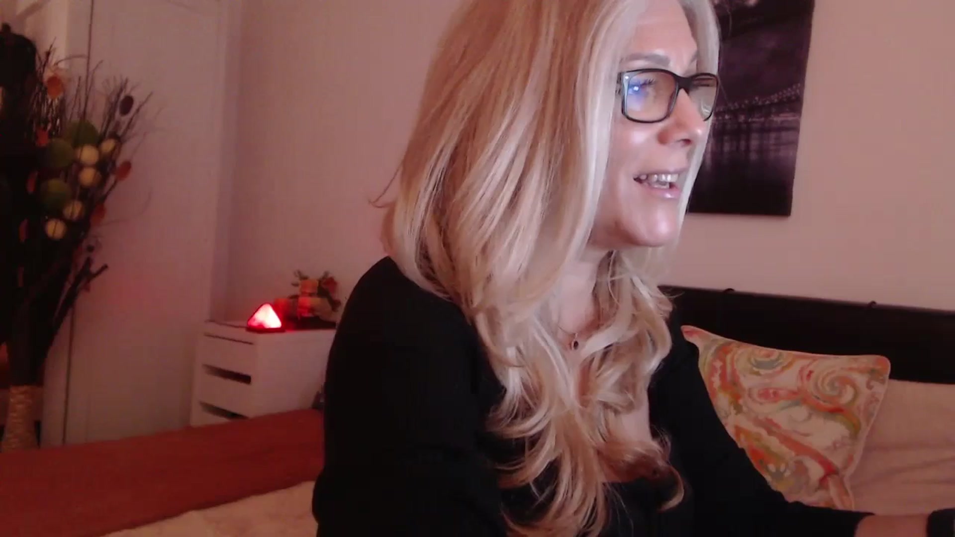 Gallery image thumbnail from Reeya71's myfreecams stream on, 12/12/2023, 05:38 image 15 of 20