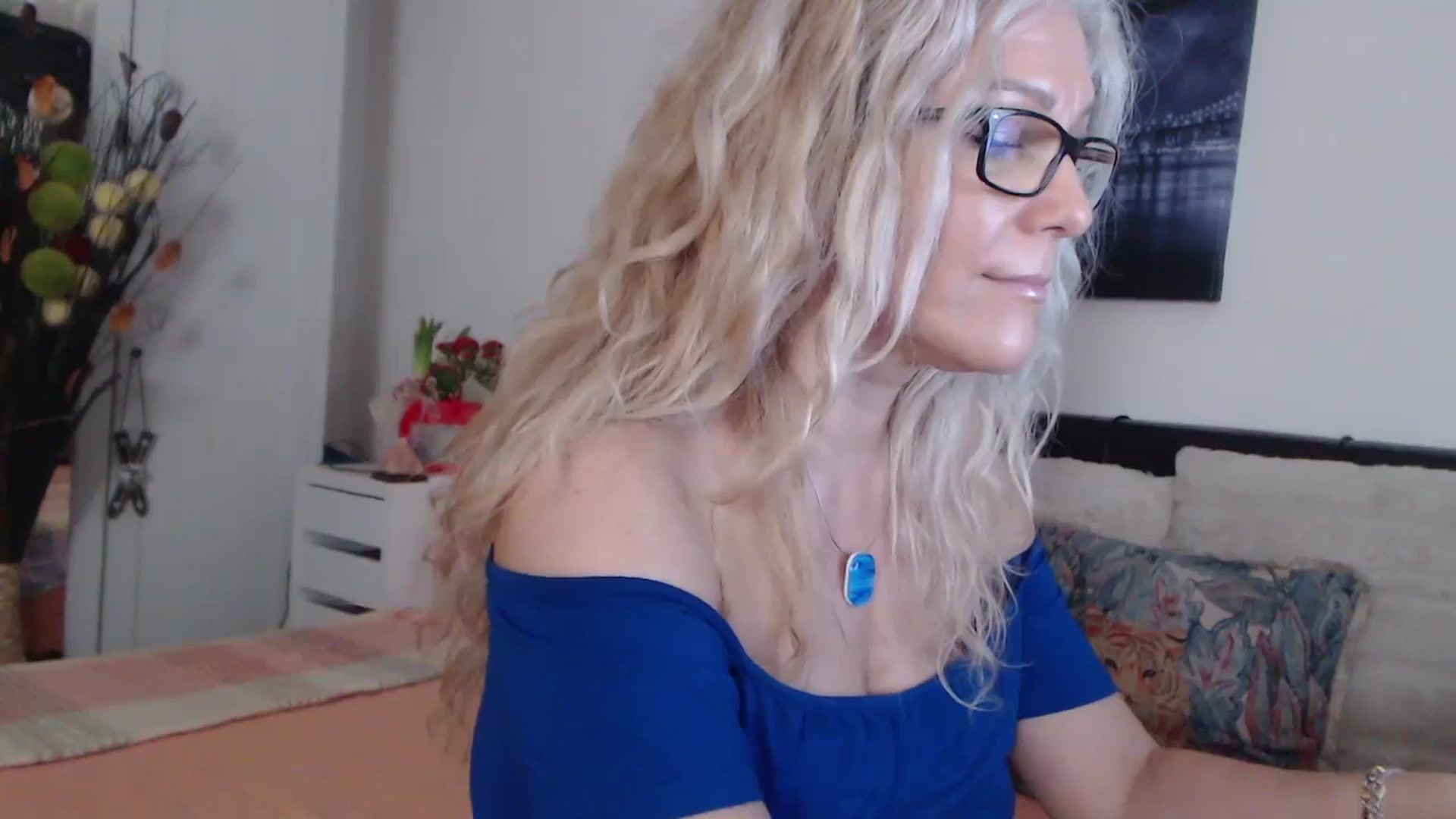 Gallery image thumbnail from Reeya71's myfreecams stream on, 03/12/2024, 05:18 image 20 of 20