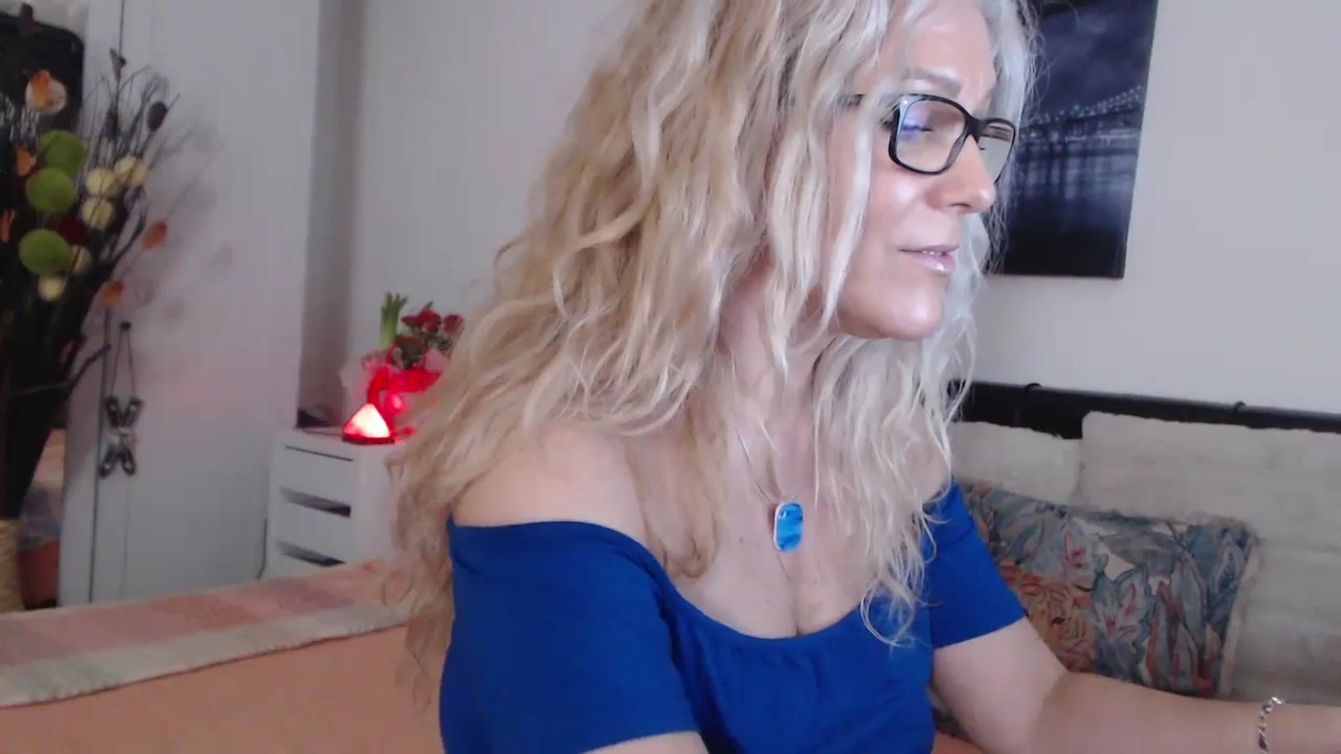 Gallery image thumbnail from Reeya71's myfreecams stream on, 03/12/2024, 05:18 image 13 of 20