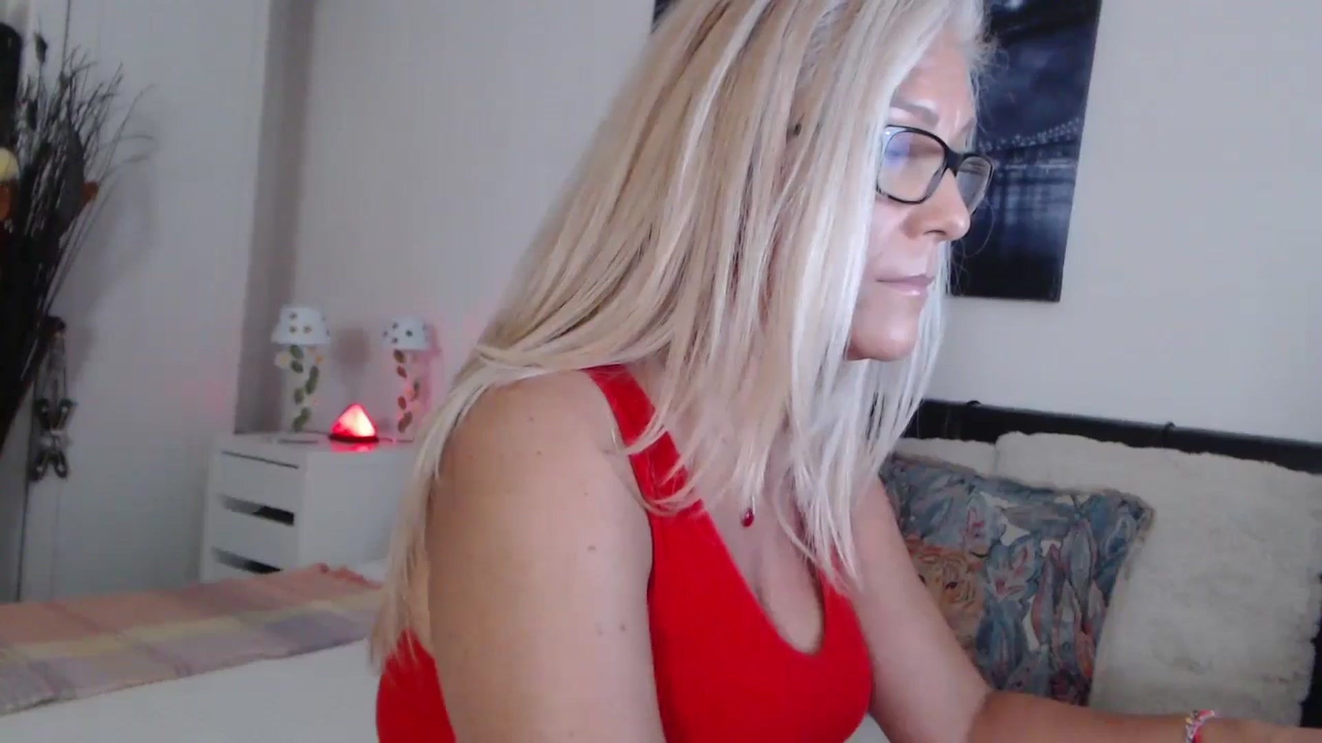 Gallery image thumbnail from Reeya71's myfreecams stream on, 06/22/2024, 02:44 image 11 of 20