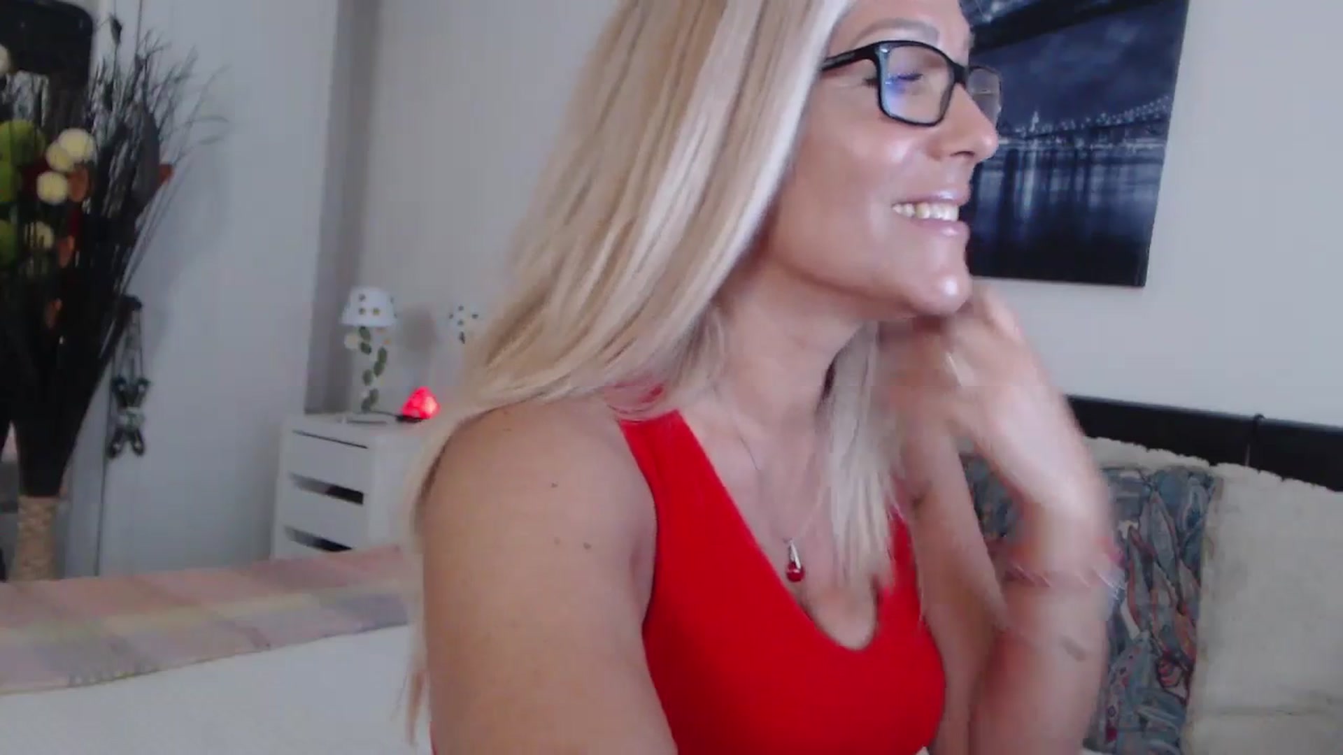 Gallery image thumbnail from Reeya71's myfreecams stream on, 06/22/2024, 06:17 image 11 of 20