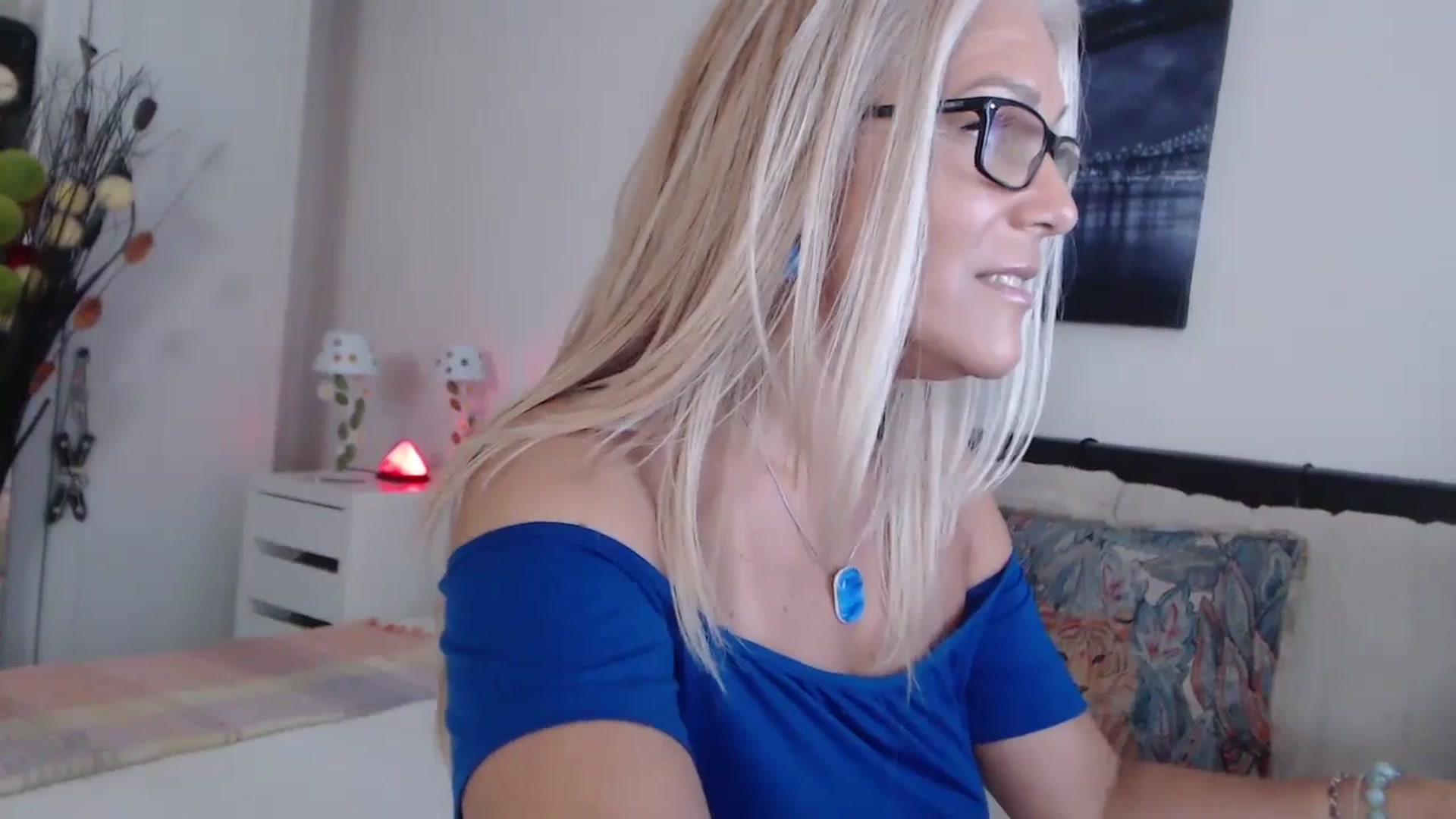 Gallery image thumbnail from Reeya71's myfreecams stream on, 06/28/2024, 05:58 image 9 of 20