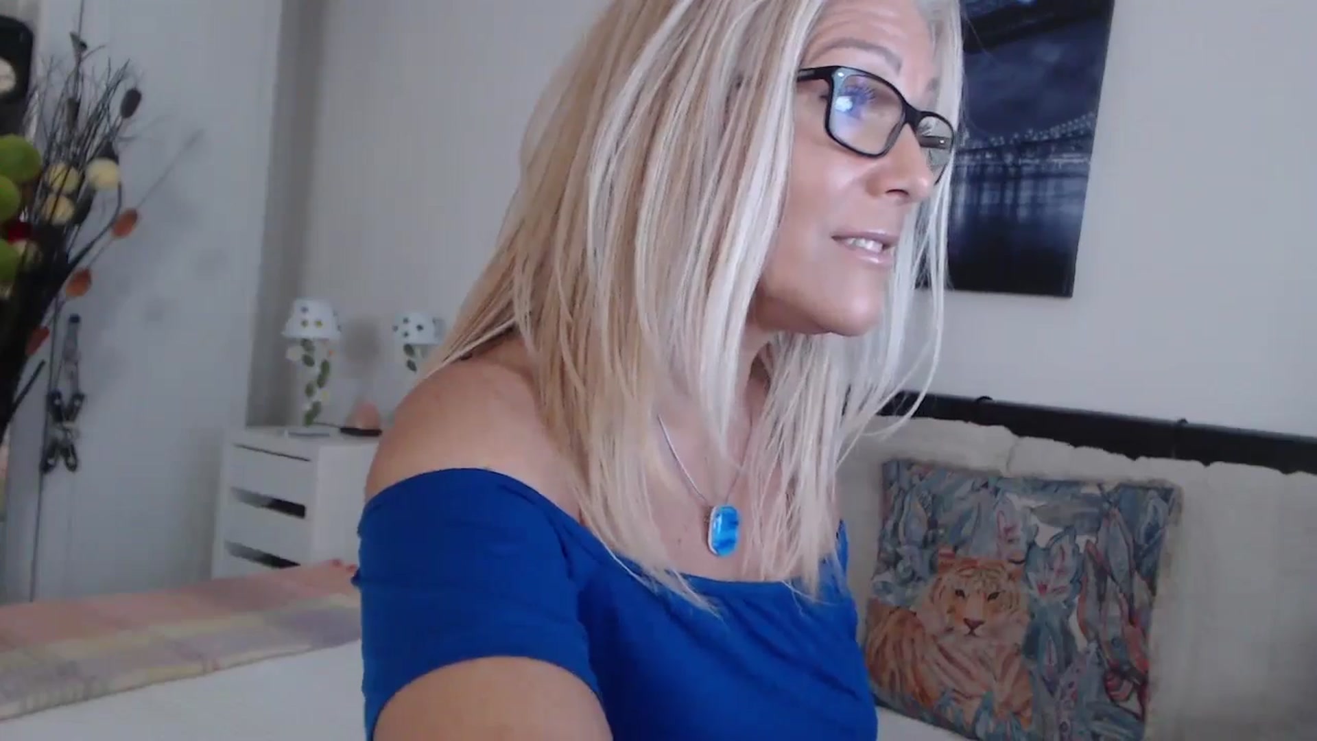 Gallery image thumbnail from Reeya71's myfreecams stream on, 06/28/2024, 05:58 image 17 of 20
