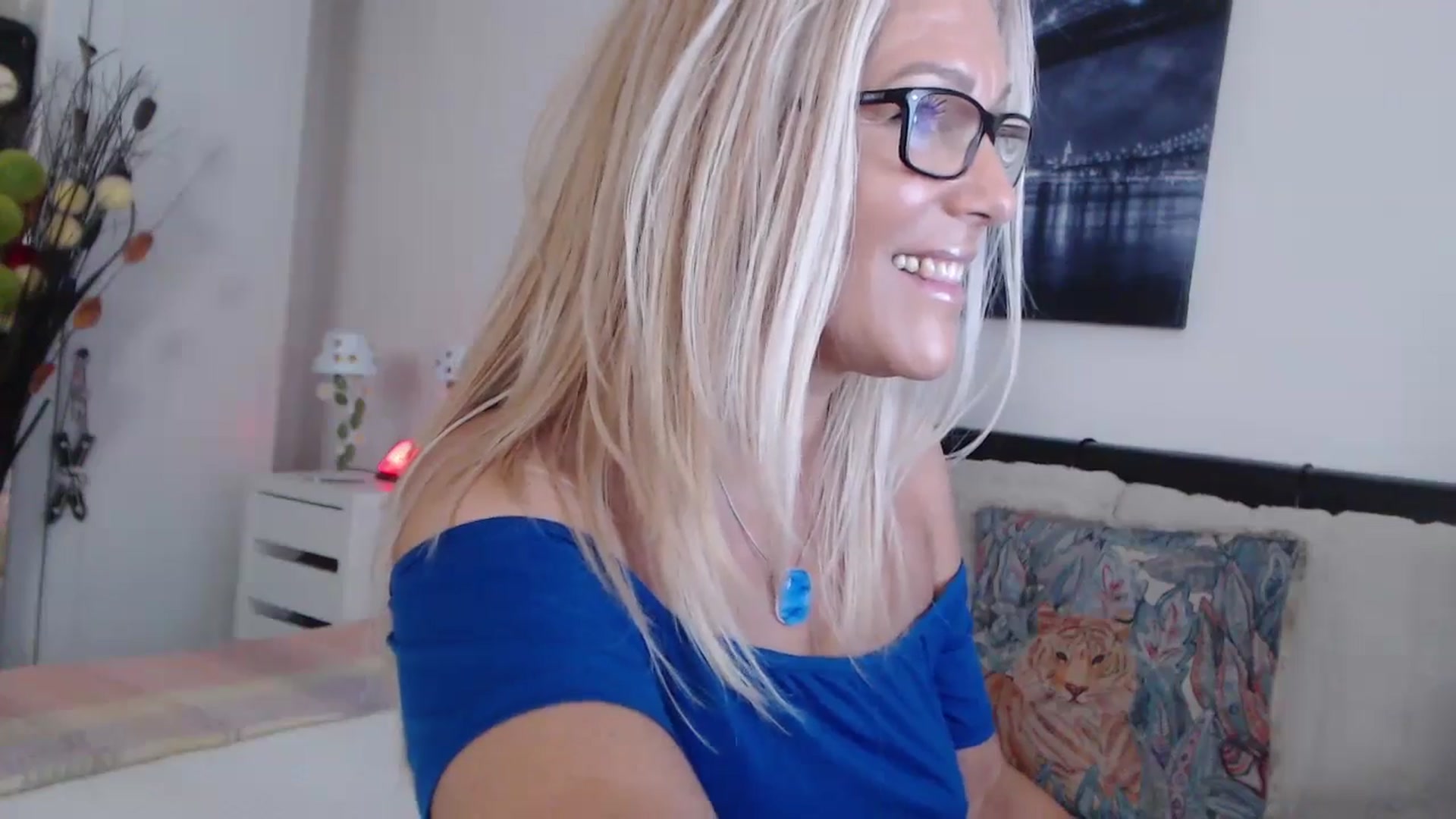 Gallery image thumbnail from Reeya71's myfreecams stream on, 06/28/2024, 05:58 image 14 of 20