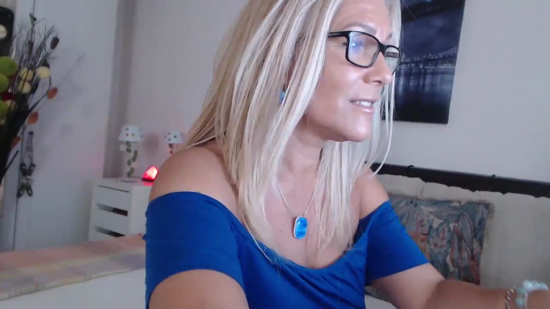 Gallery image thumbnail from Reeya71's myfreecams stream on, 06/28/2024, 05:58 image 18 of 20