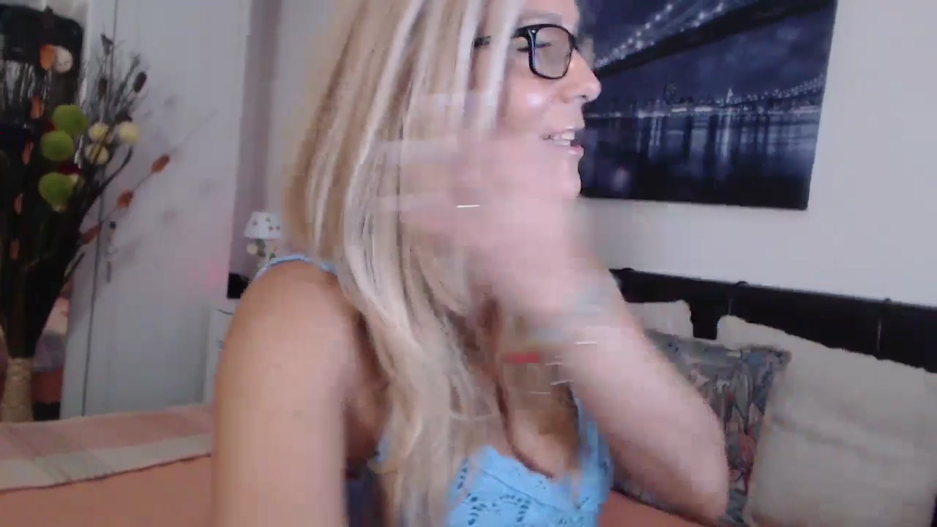 Gallery image thumbnail from Reeya71's myfreecams stream on, 07/16/2024, 01:47 image 13 of 20