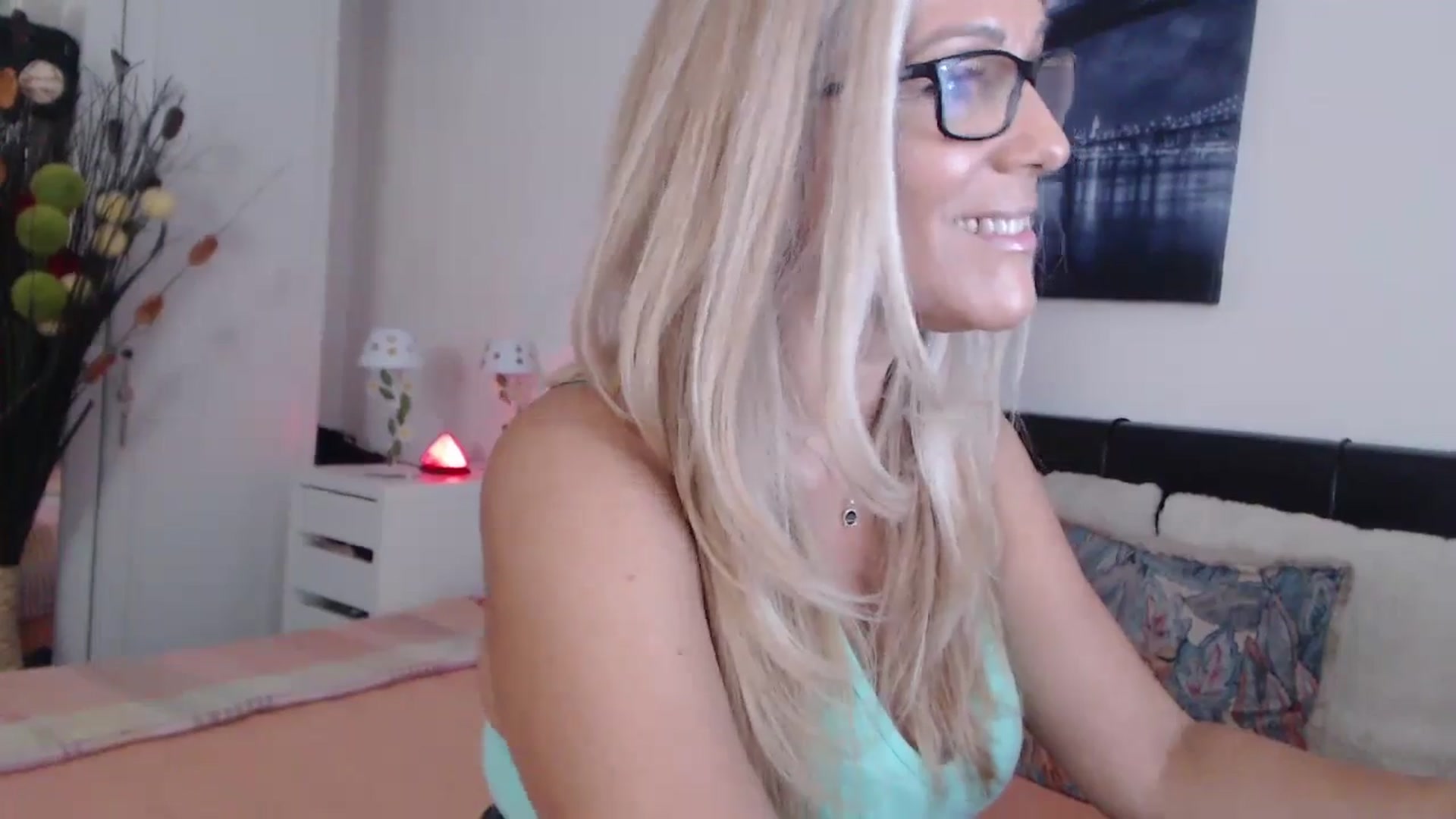 Gallery image thumbnail from Reeya71's myfreecams stream on, 07/23/2024, 06:11 image 7 of 20
