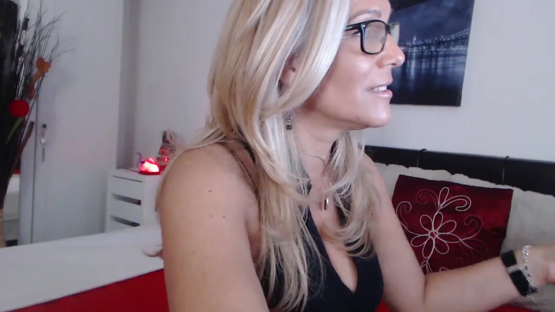 Gallery image thumbnail from Reeya71's myfreecams stream on, 08/17/2024, 06:23 image 20 of 20