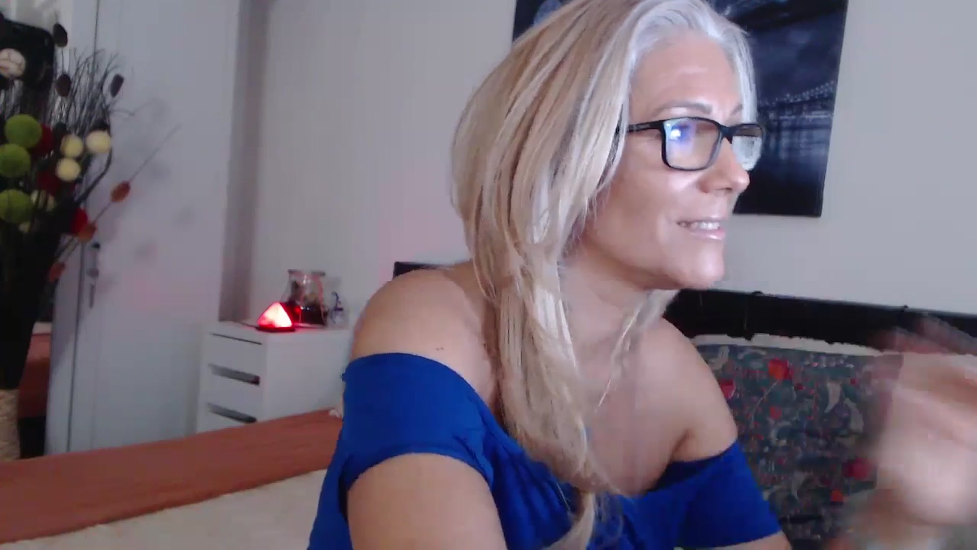 Gallery image thumbnail from Reeya71's myfreecams stream on, 08/22/2024, 04:39 image 8 of 20