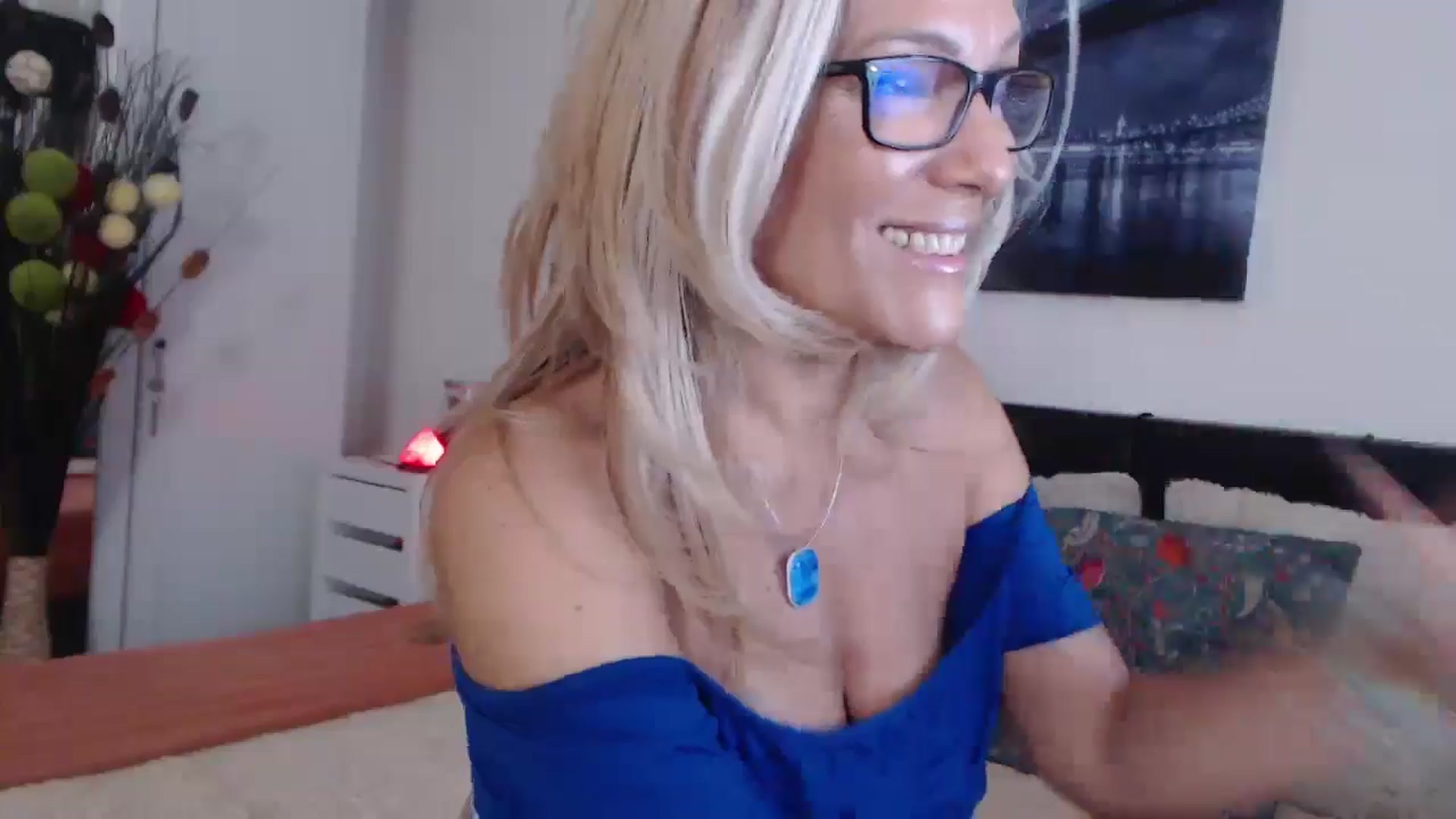 Gallery image thumbnail from Reeya71's myfreecams stream on, 08/22/2024, 05:34 image 19 of 20