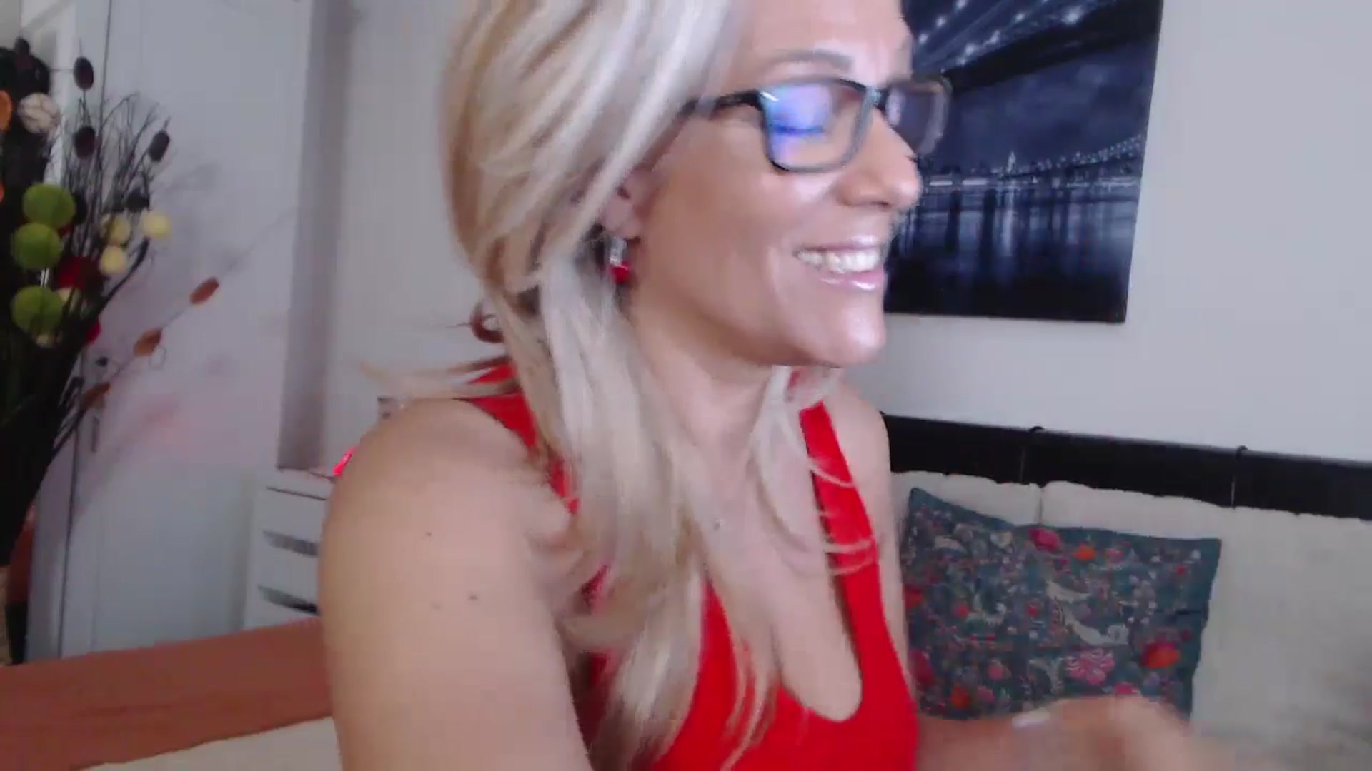 Gallery image thumbnail from Reeya71's myfreecams stream on, 08/24/2024, 03:31 image 7 of 20