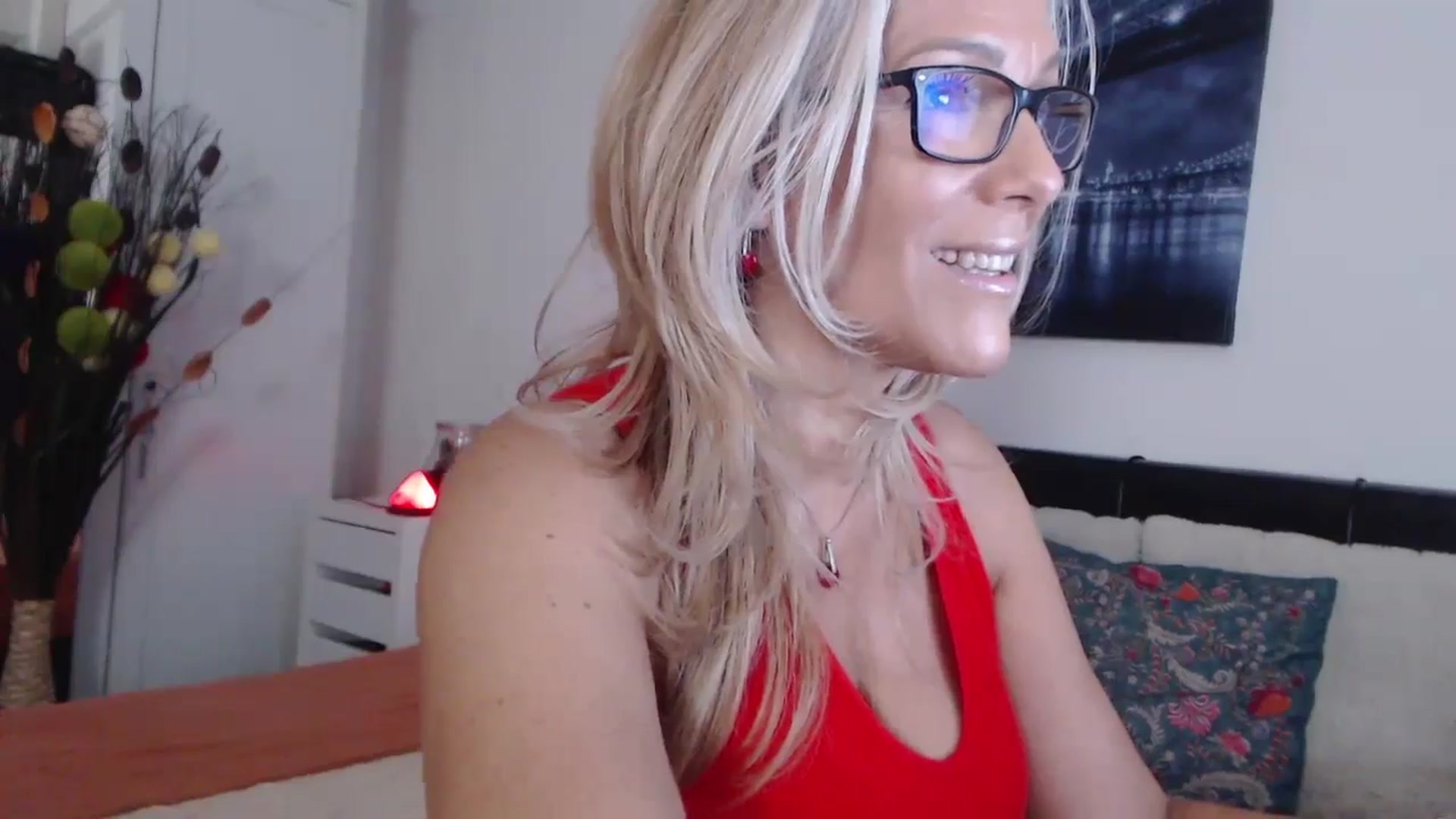 Gallery image thumbnail from Reeya71's myfreecams stream on, 08/24/2024, 04:48 image 9 of 20