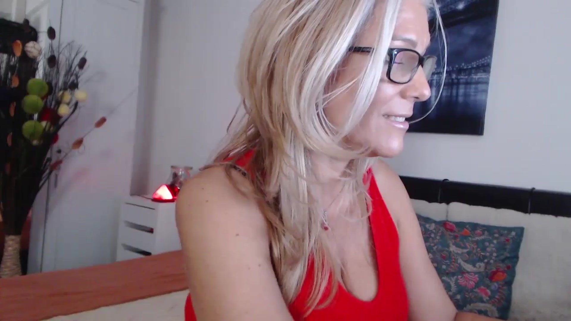 Gallery image thumbnail from Reeya71's myfreecams stream on, 08/24/2024, 04:48 image 18 of 20