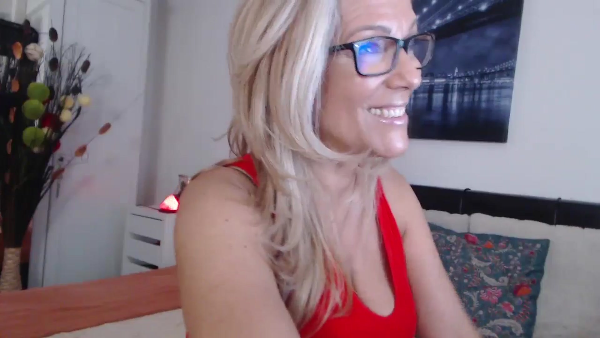 Gallery image thumbnail from Reeya71's myfreecams stream on, 08/24/2024, 05:28 image 15 of 20