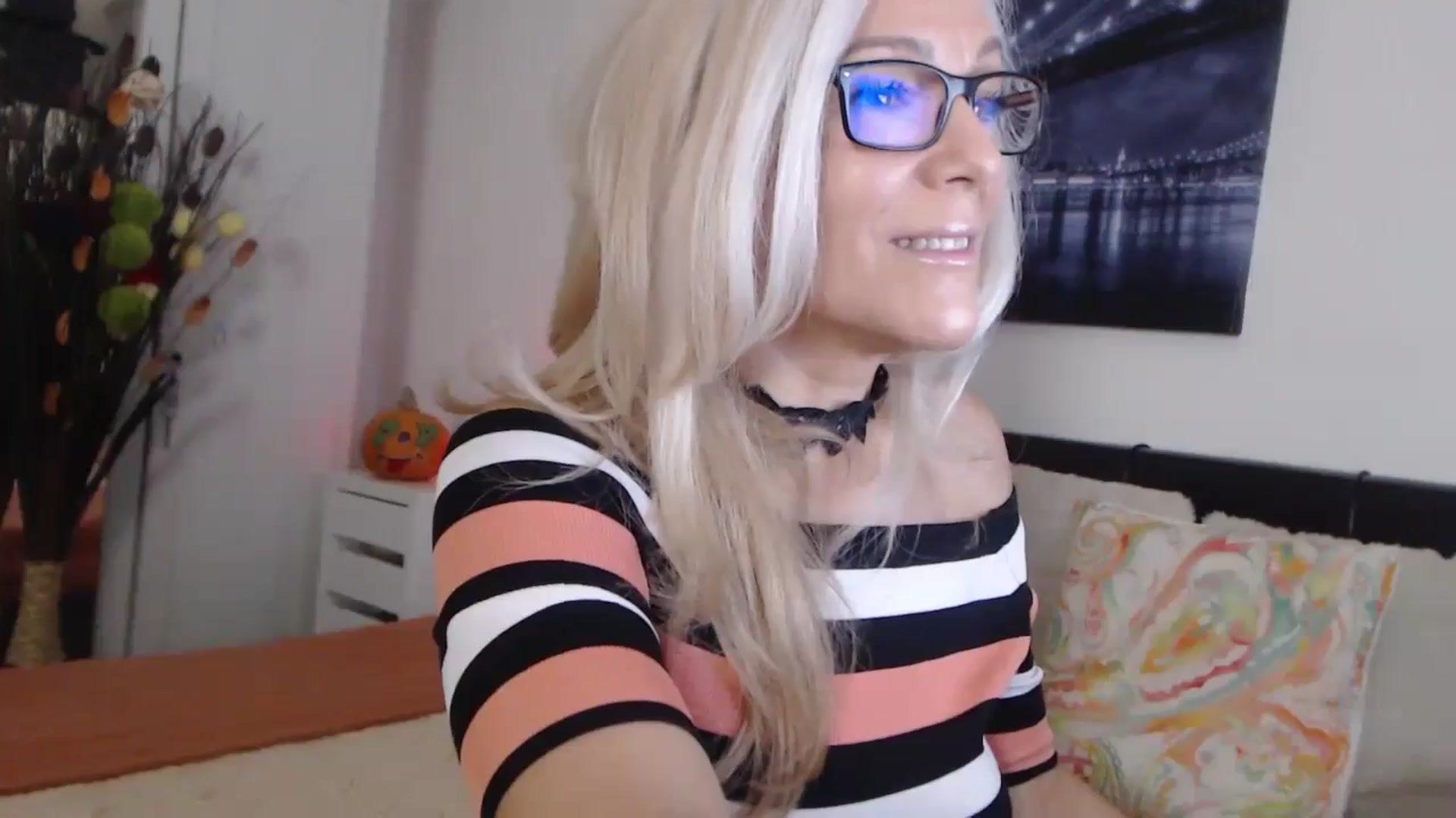 Gallery image thumbnail from Reeya71's myfreecams stream on, 11/07/2024, 02:56 image 20 of 20
