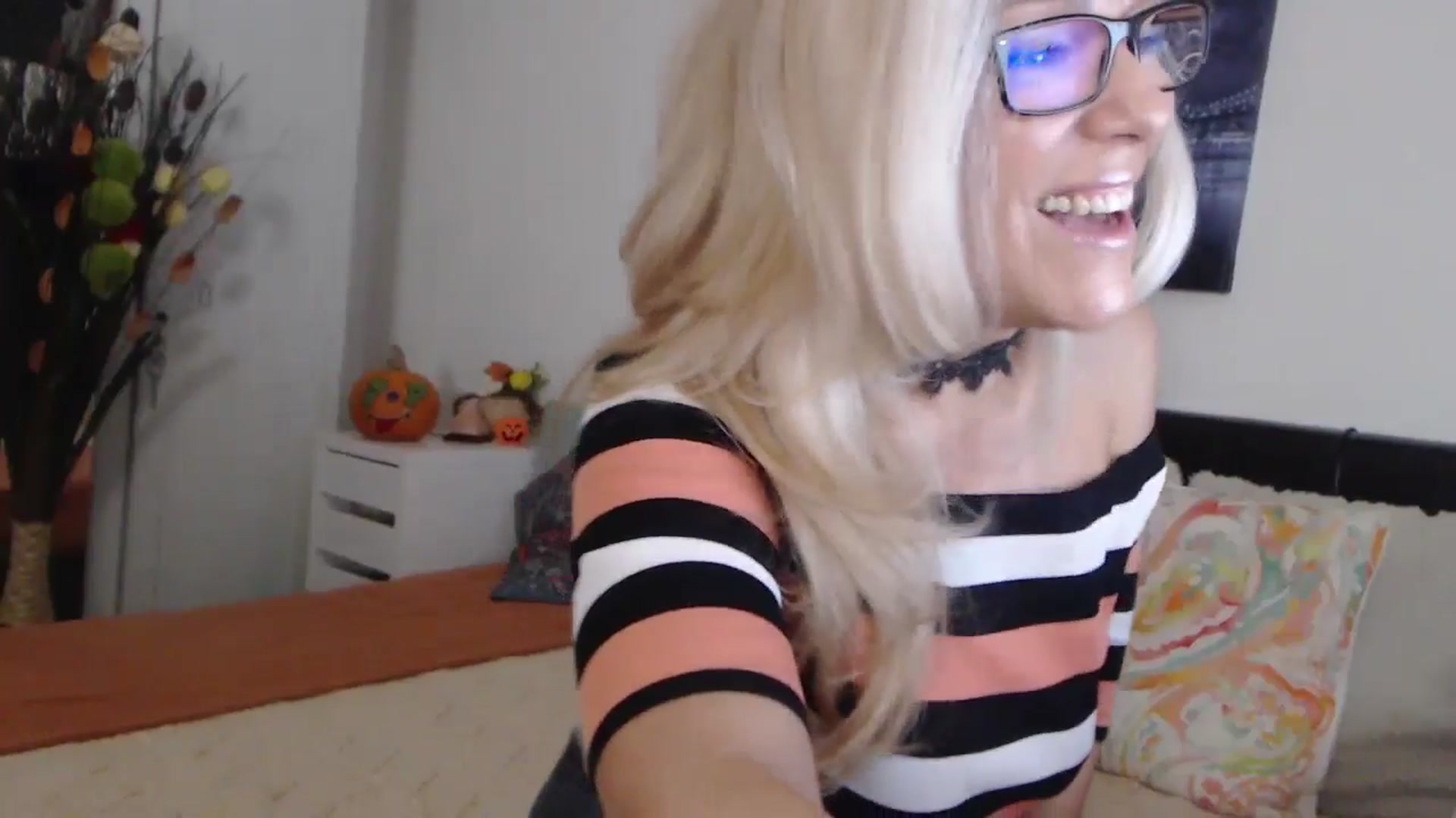 Gallery image thumbnail from Reeya71's myfreecams stream on, 11/07/2024, 03:41 image 5 of 20