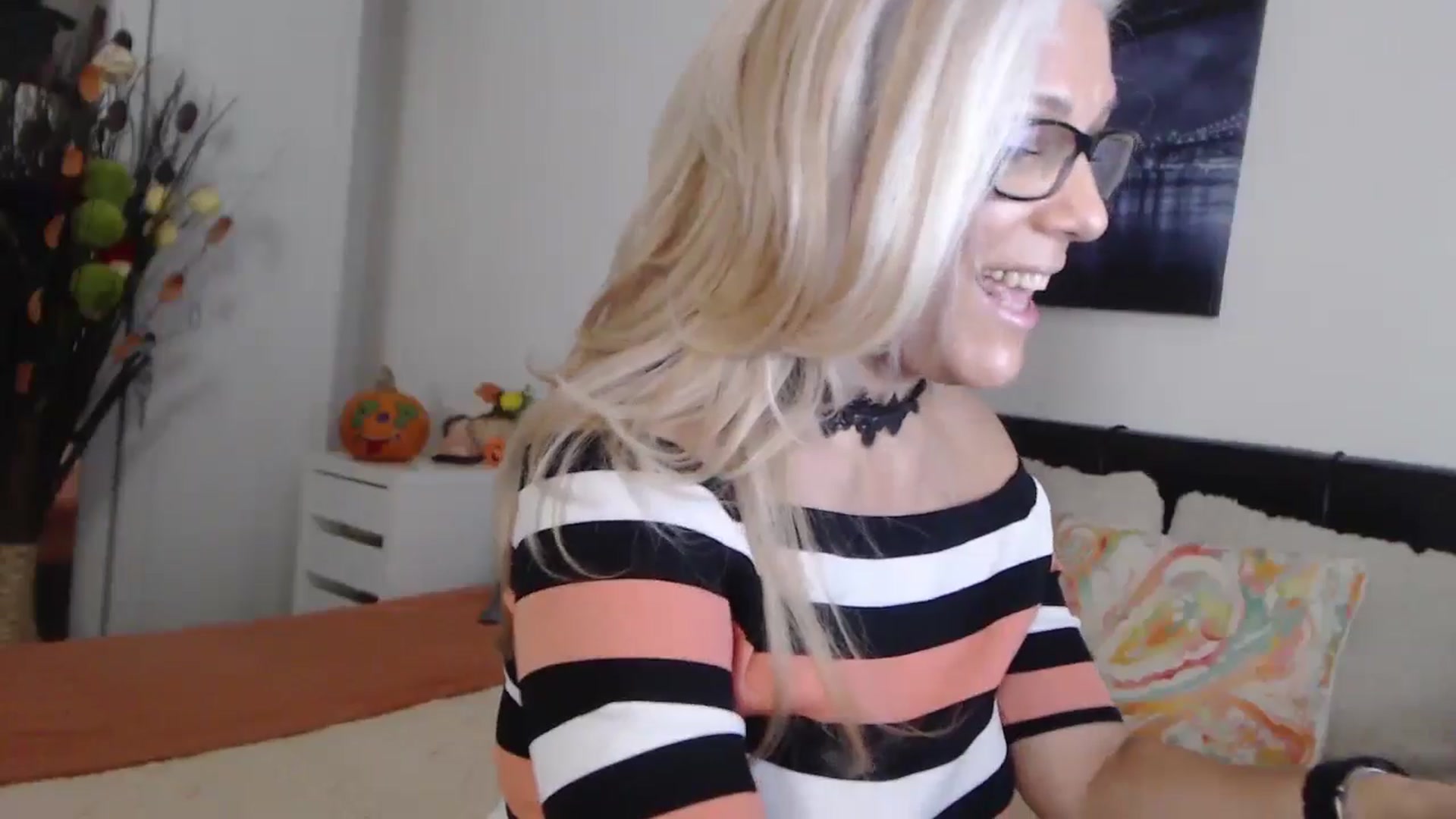 Gallery image thumbnail from Reeya71's myfreecams stream on, 11/07/2024, 06:51 image 18 of 20