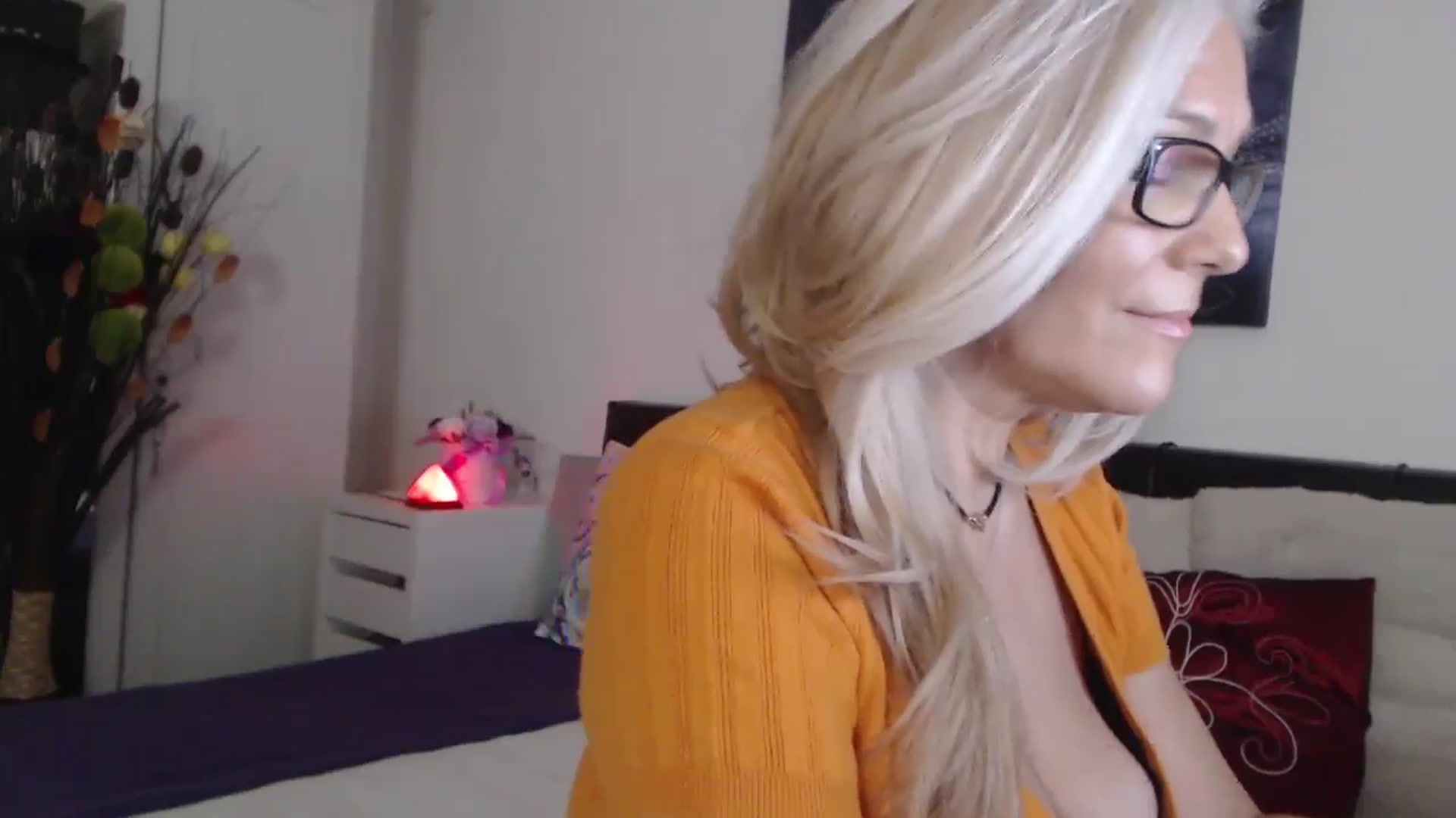 Gallery image thumbnail from Reeya71's myfreecams stream on, 12/13/2024, 02:48 image 11 of 20