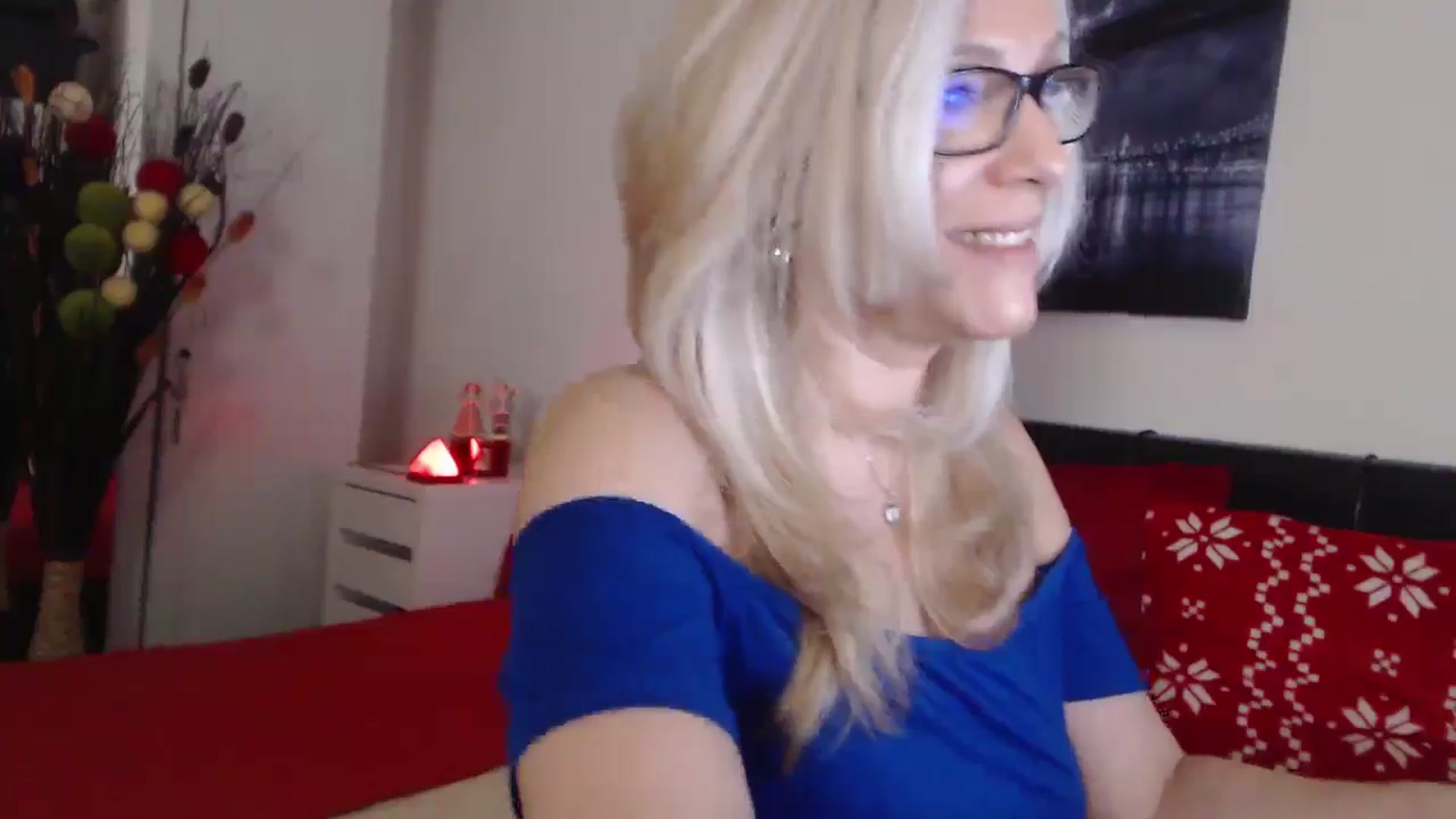 Gallery image thumbnail from Reeya71's myfreecams stream on, 02/21/2025, 03:01 image 5 of 20