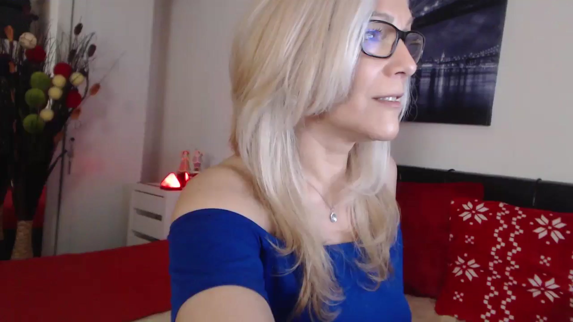 Gallery image thumbnail from Reeya71's myfreecams stream on, 02/21/2025, 03:01 image 1 of 20