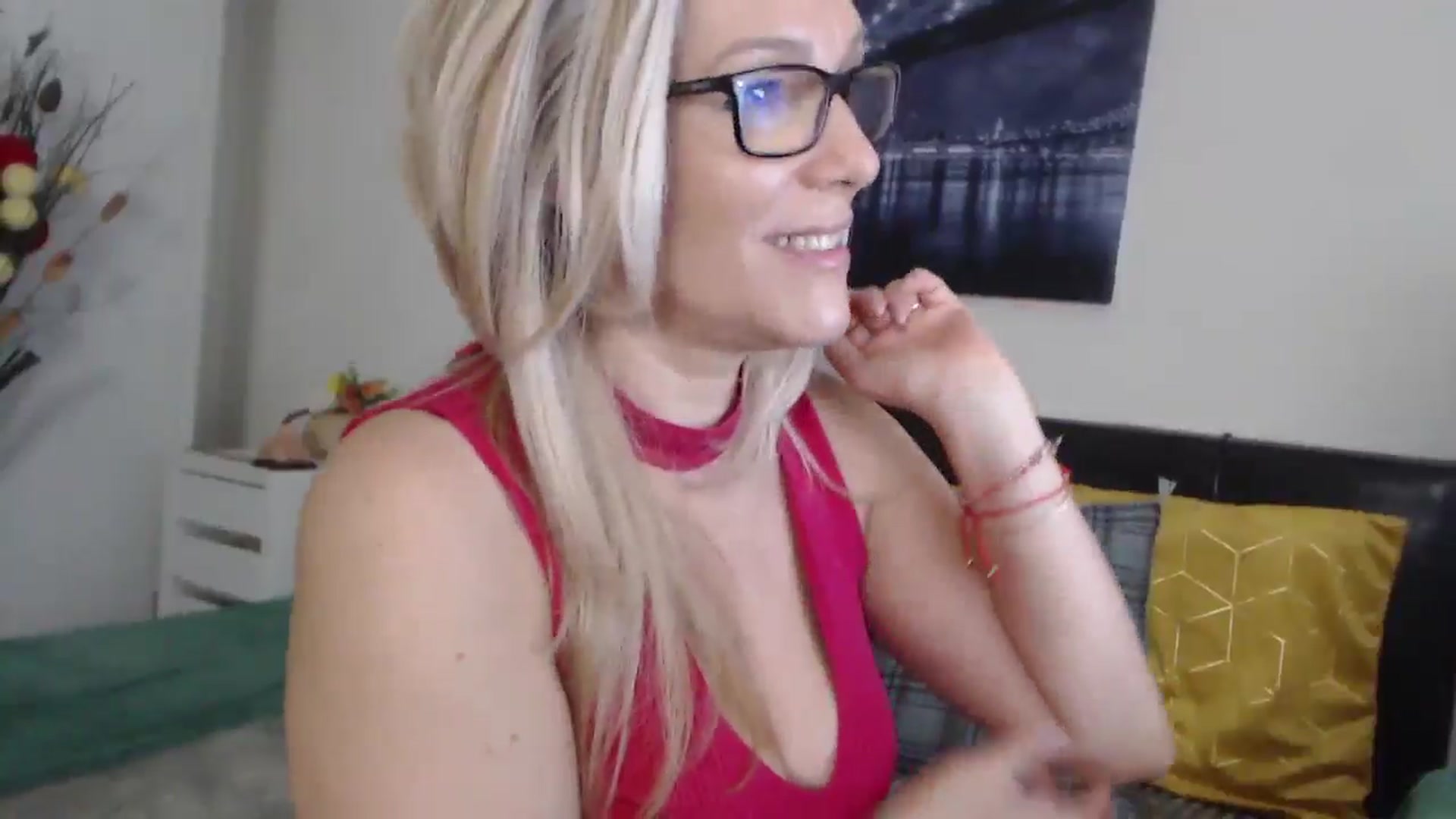 Gallery image thumbnail from Reeya71's myfreecams stream on, 03/05/2025, 07:35 image 19 of 20