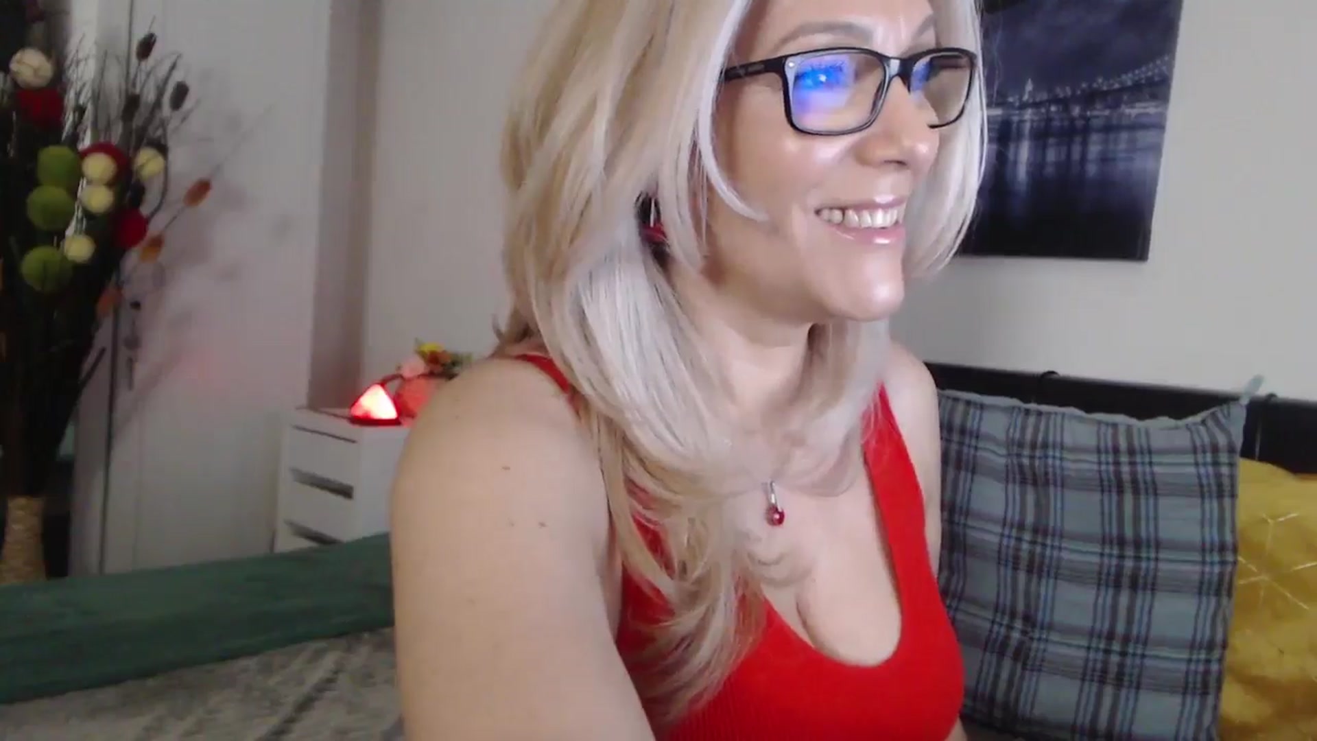 Gallery image thumbnail from Reeya71's myfreecams stream on, 03/14/2025, 02:22 image 4 of 20