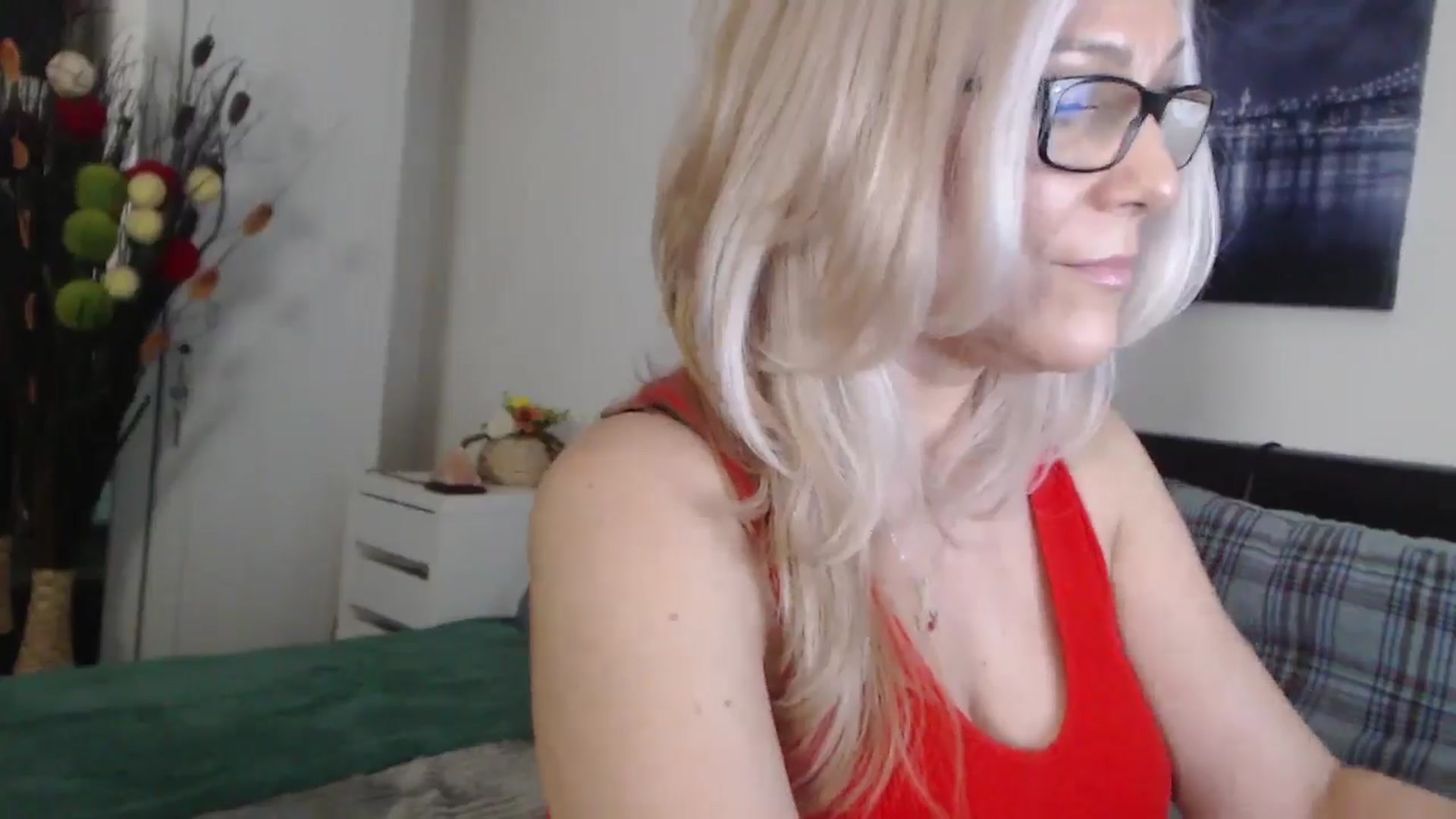 Gallery image thumbnail from Reeya71's myfreecams stream on, 03/14/2025, 06:14 image 6 of 20