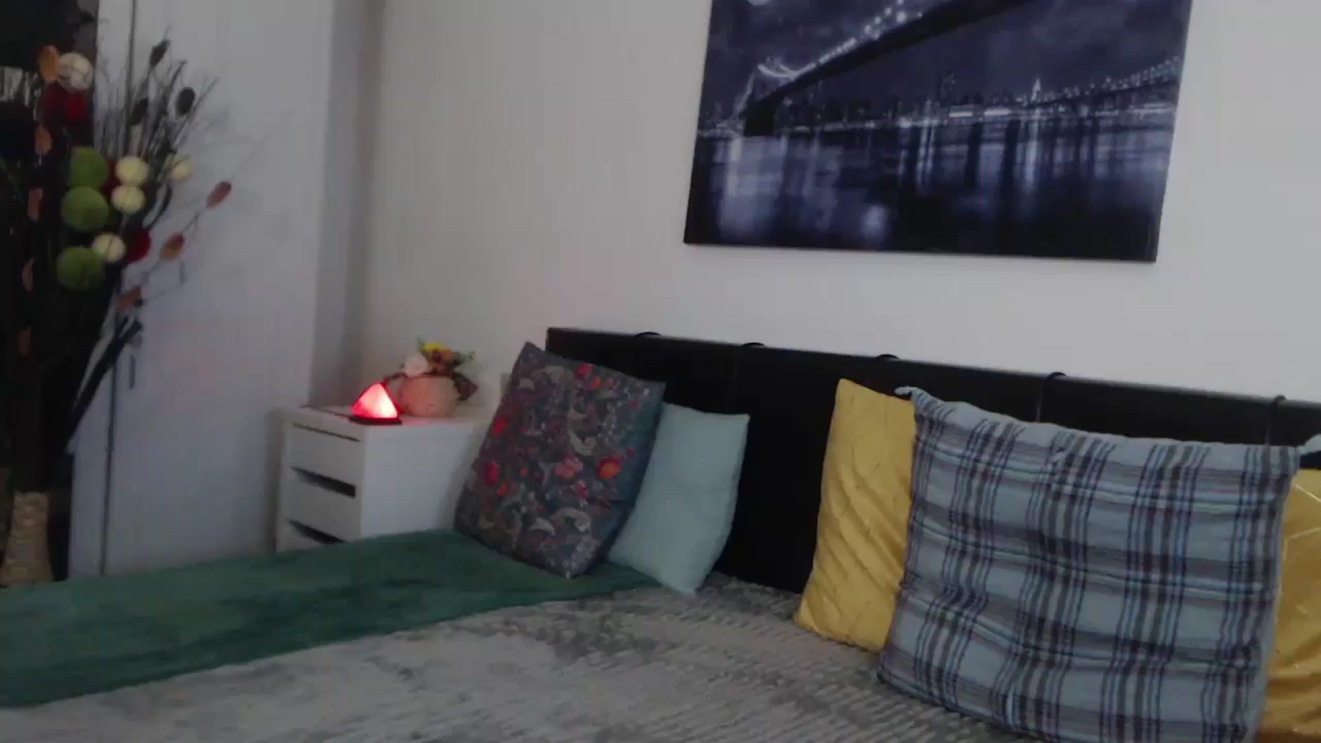 Gallery image thumbnail from Reeya71's myfreecams stream on, 03/20/2025, 01:26 image 20 of 20