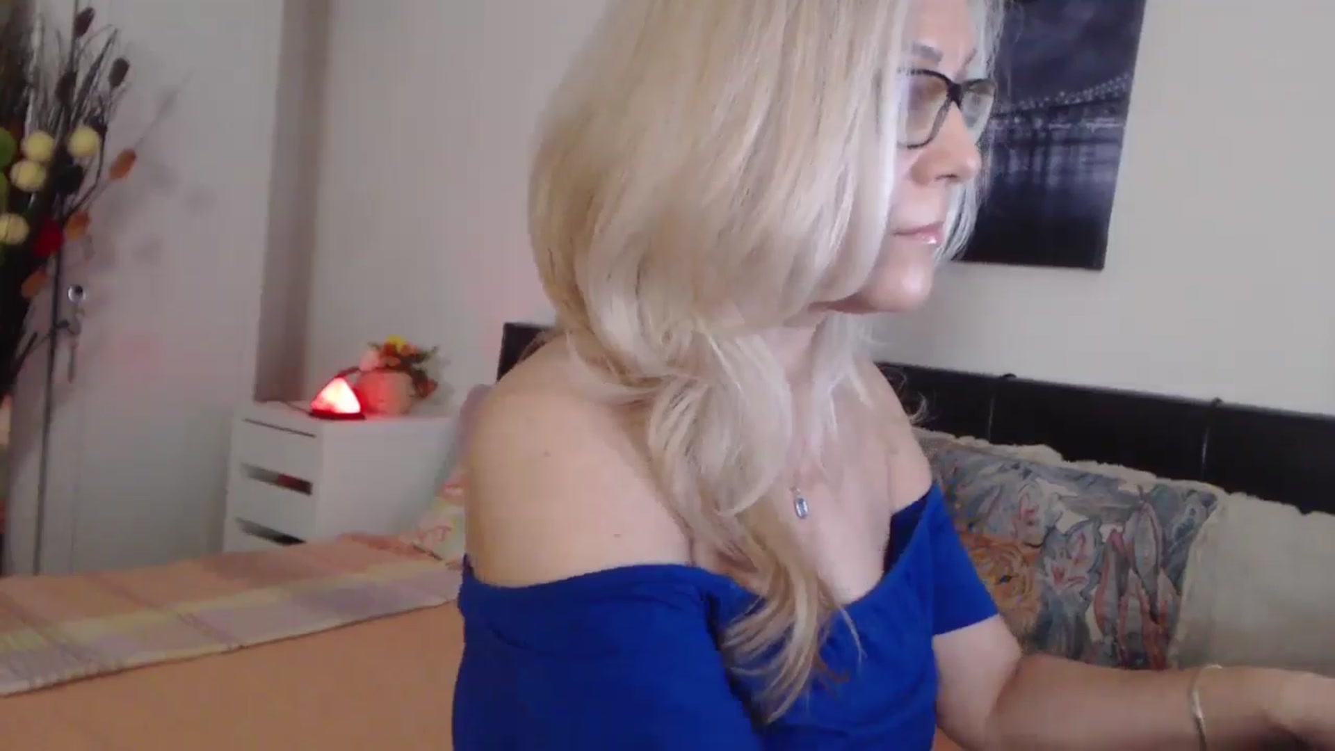Gallery image thumbnail from Reeya71's myfreecams stream on, 05/07/2025, 02:41 image 19 of 20
