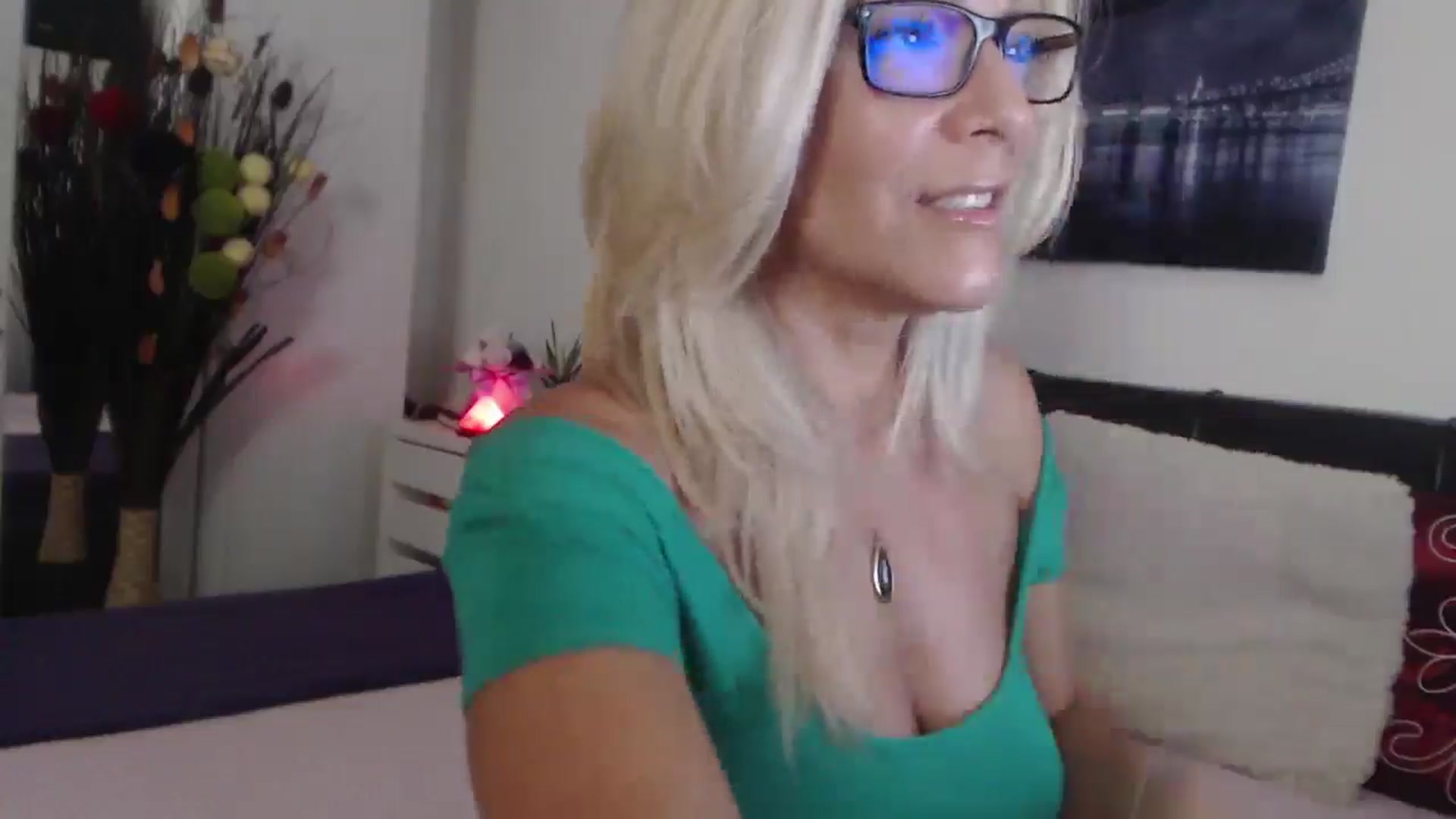 Gallery image thumbnail from Reeya71's myfreecams stream on, 07/24/2025, 02:57 image 3 of 20