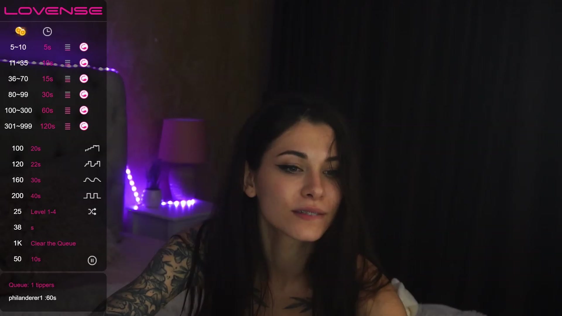 Gallery image thumbnail from ReginaJam's myfreecams stream on, 11/16/2022, 19:33 image 15 of 20