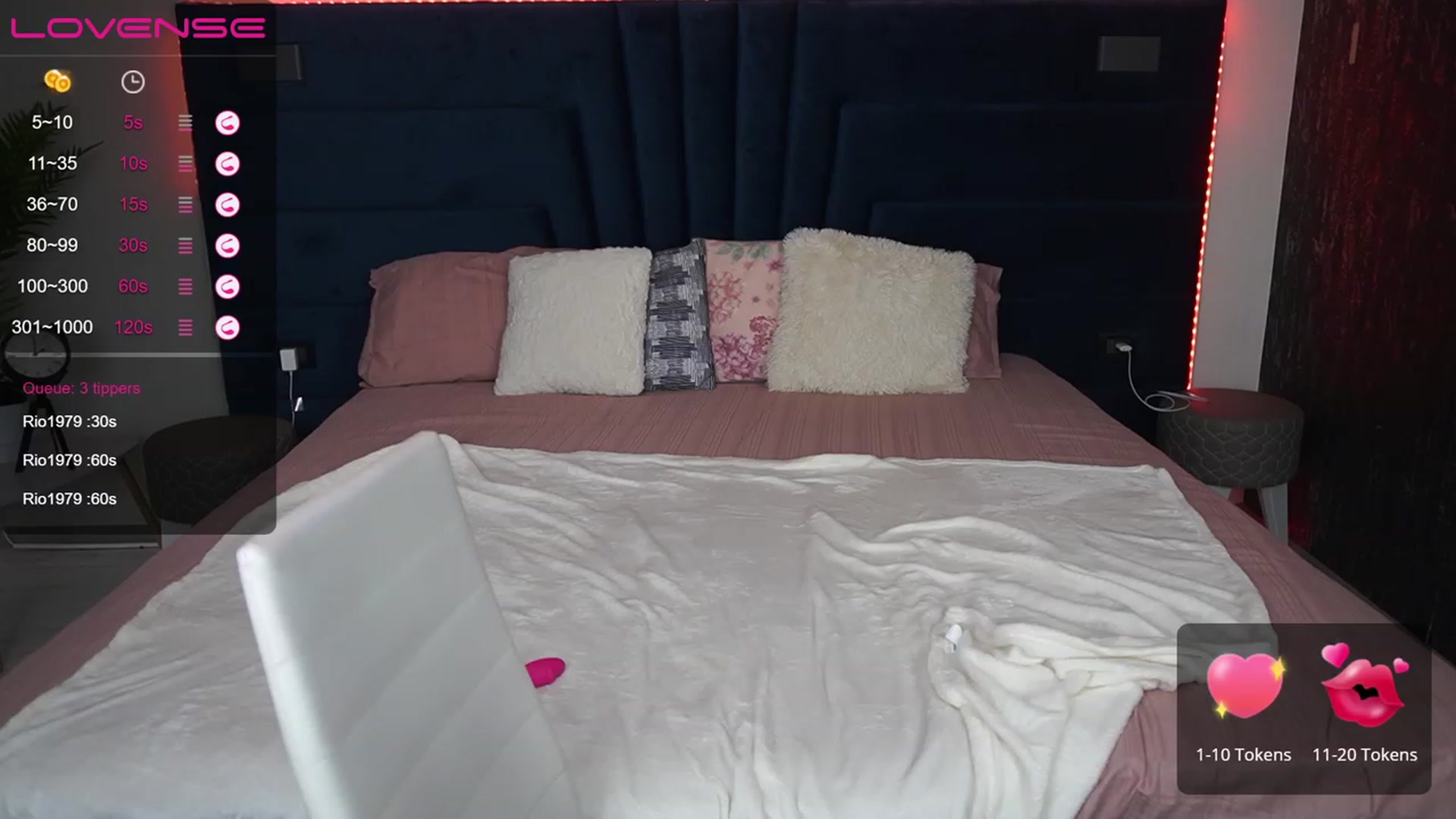 Gallery image thumbnail from ReginaJam's myfreecams stream on, 11/17/2022, 19:59 image 18 of 20