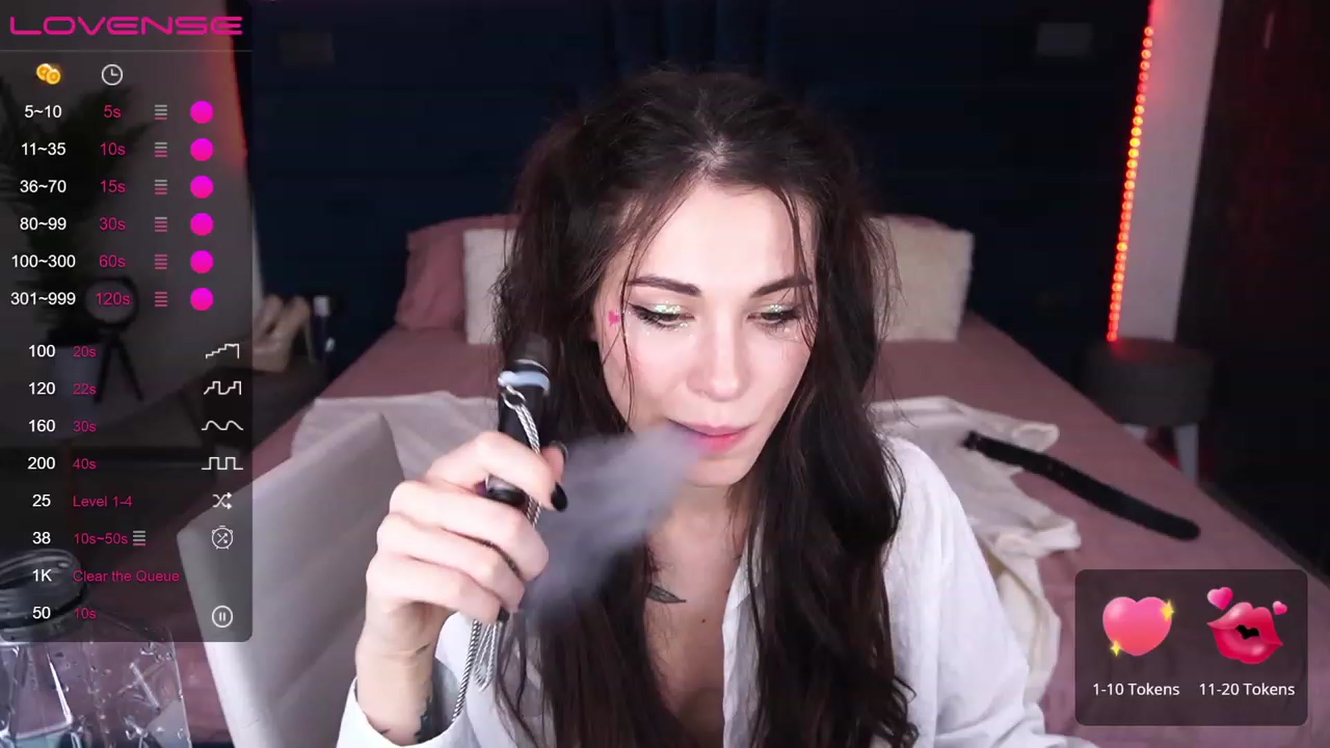 Gallery image thumbnail from ReginaJam's myfreecams stream on, 11/18/2022, 20:10 image 17 of 20