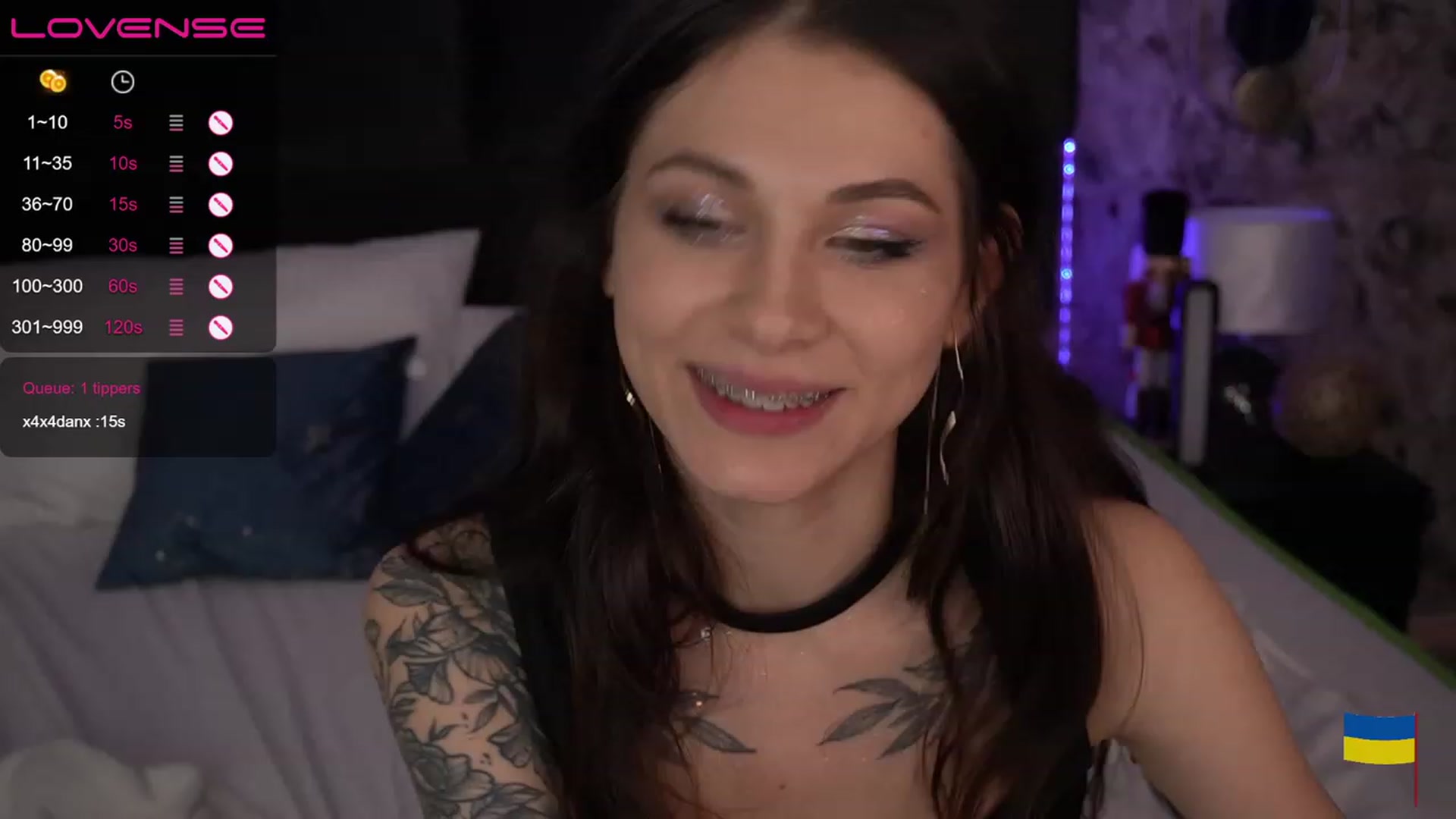 Gallery image thumbnail from ReginaJam's myfreecams stream on, 01/01/2023, 11:58 image 9 of 20