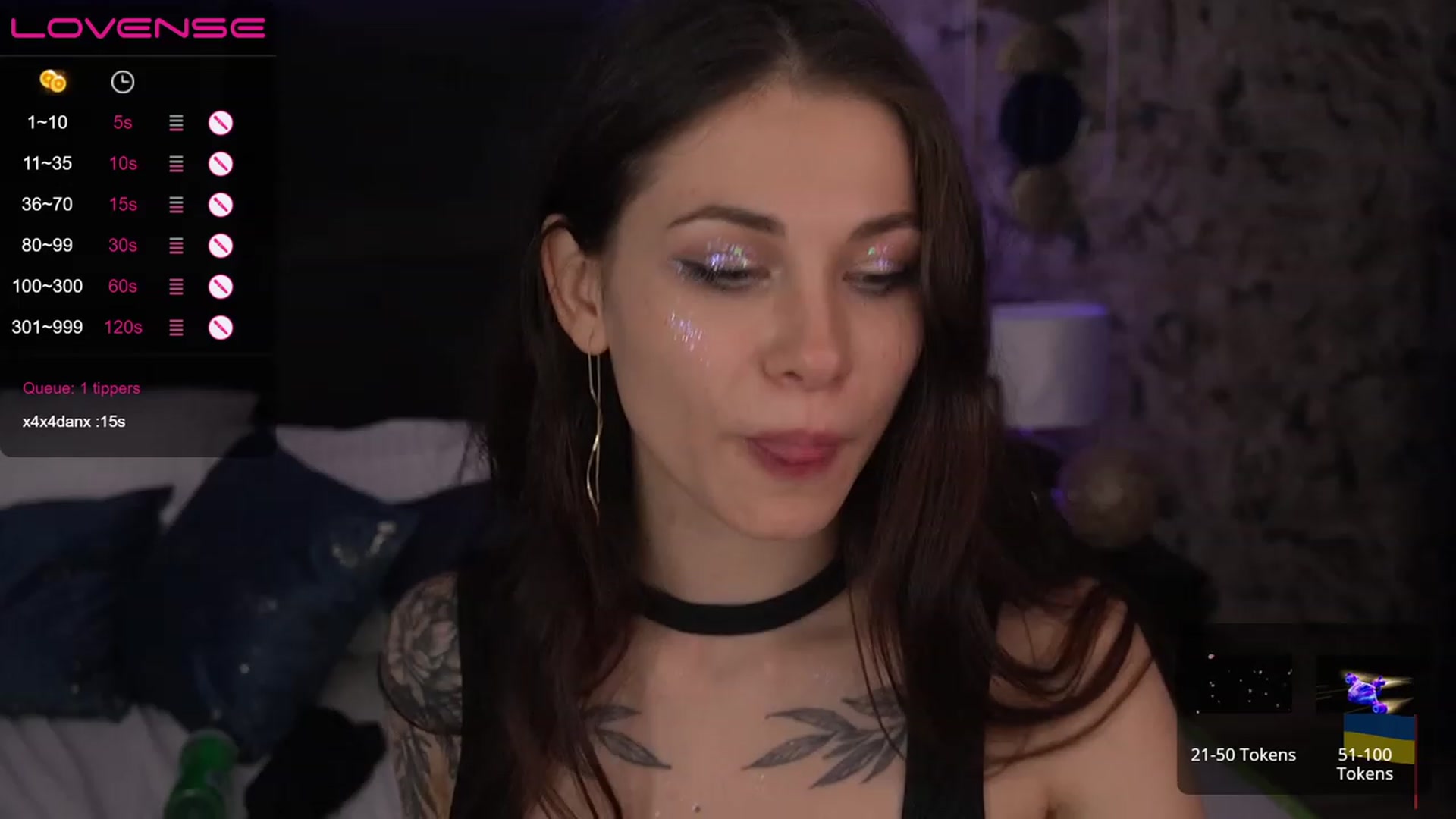 Gallery image thumbnail from ReginaJam's myfreecams stream on, 01/01/2023, 17:23 image 14 of 20