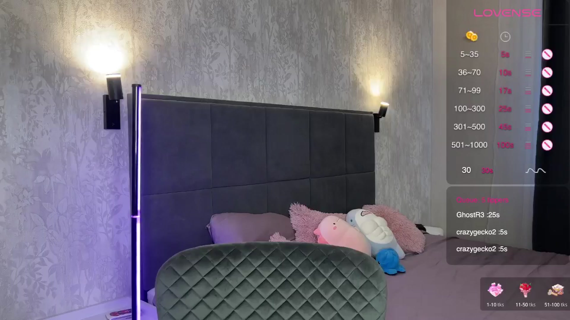 Gallery image thumbnail from ReginaJam's myfreecams stream on, 08/13/2024, 15:34 image 12 of 20