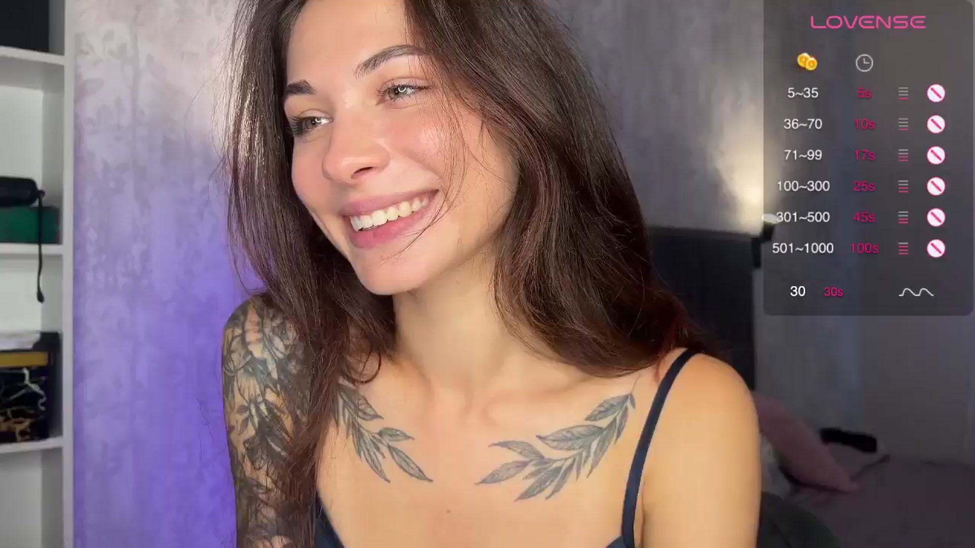 Gallery image thumbnail from ReginaJam's myfreecams stream on, 08/15/2024, 14:58 image 11 of 20