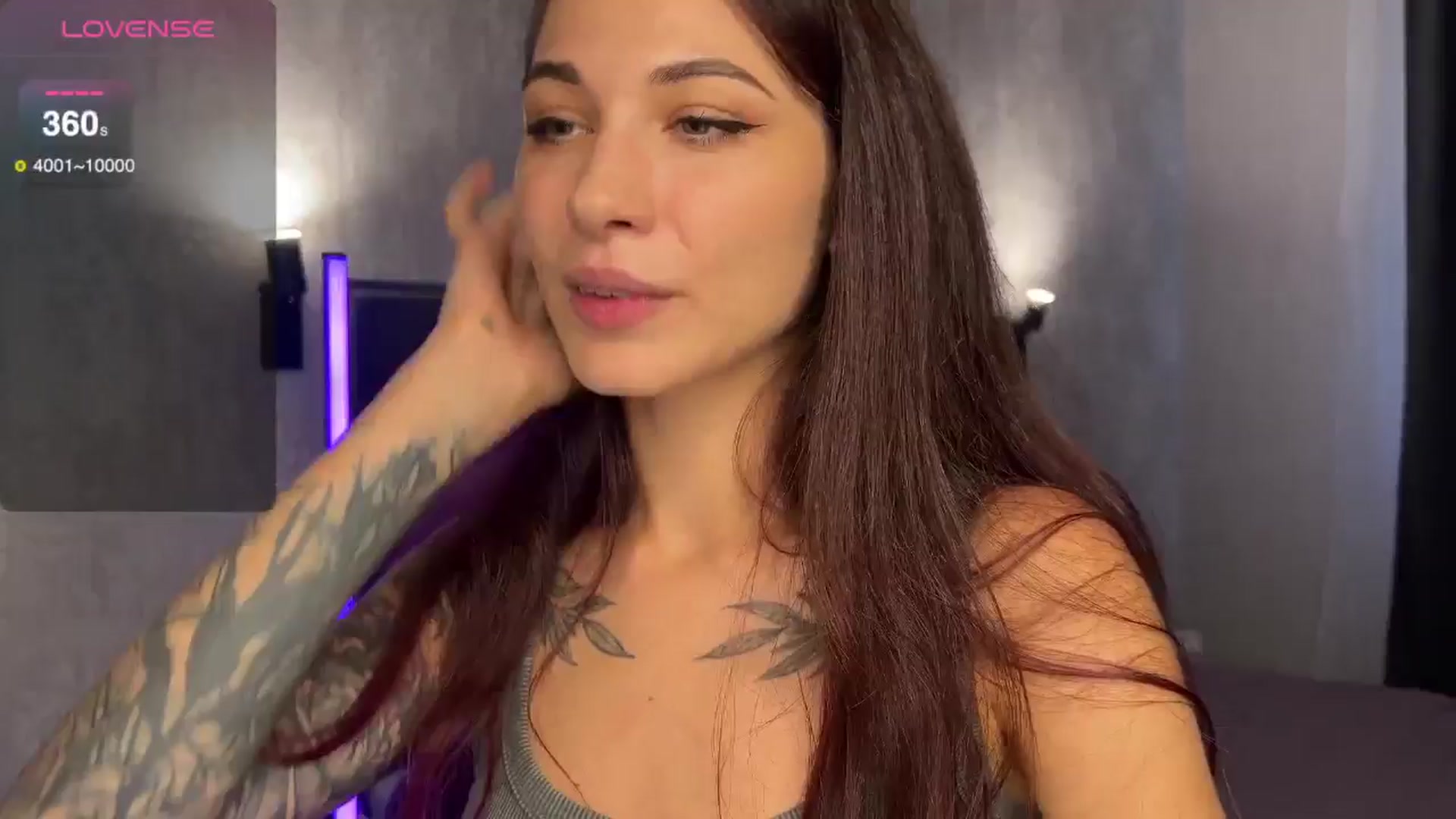 Gallery image thumbnail from ReginaJam's myfreecams stream on, 08/22/2024, 16:11 image 2 of 20
