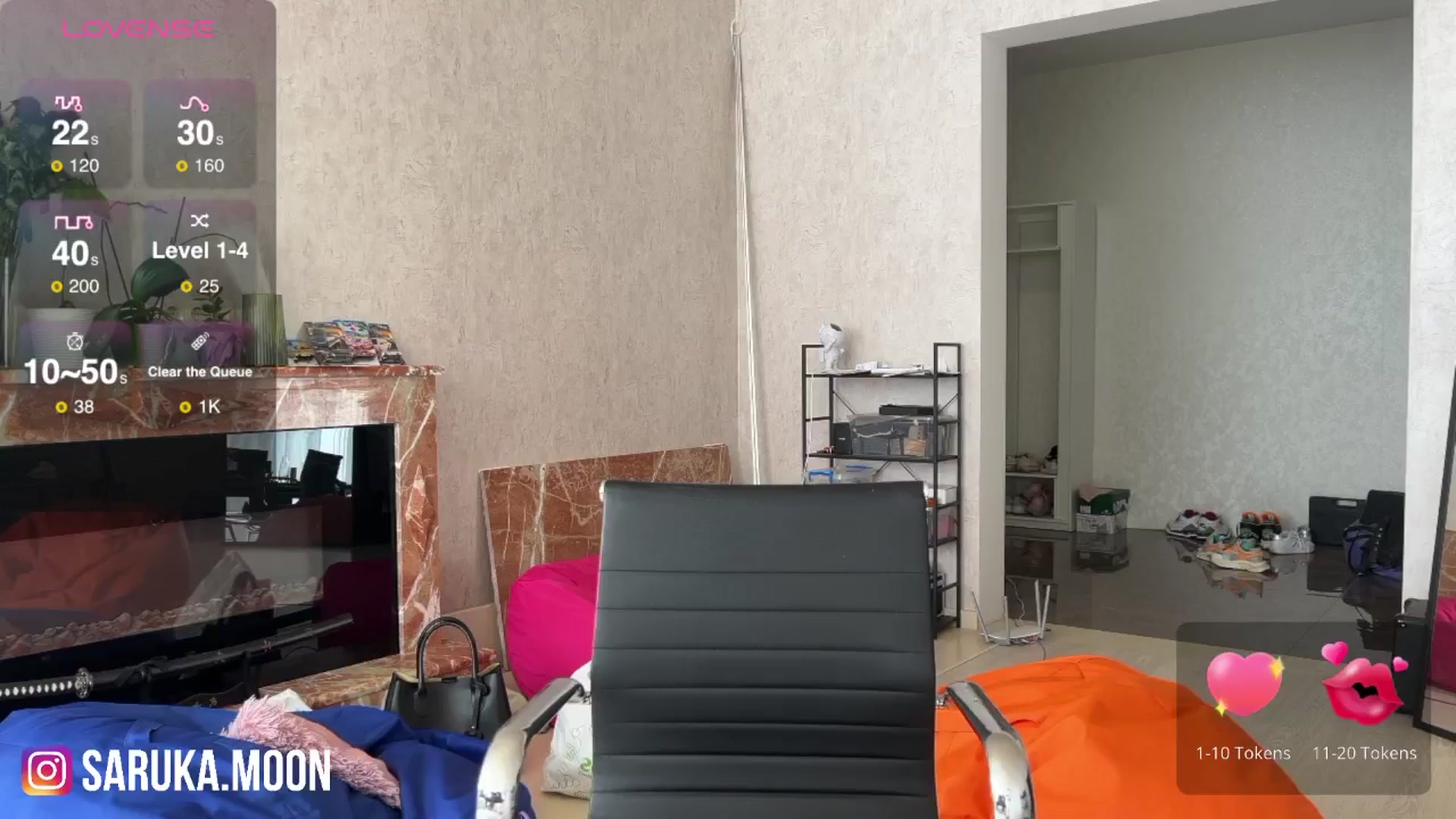 Gallery image thumbnail from ReginaJam's myfreecams stream on, 09/30/2024, 12:47 image 11 of 20