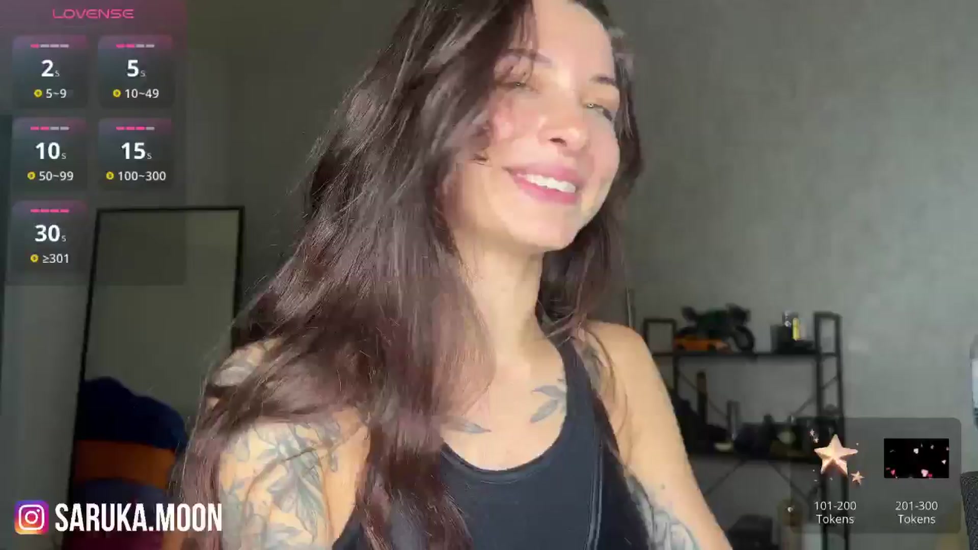 Gallery image thumbnail from ReginaJam's myfreecams stream on, 11/14/2024, 15:15 image 7 of 20